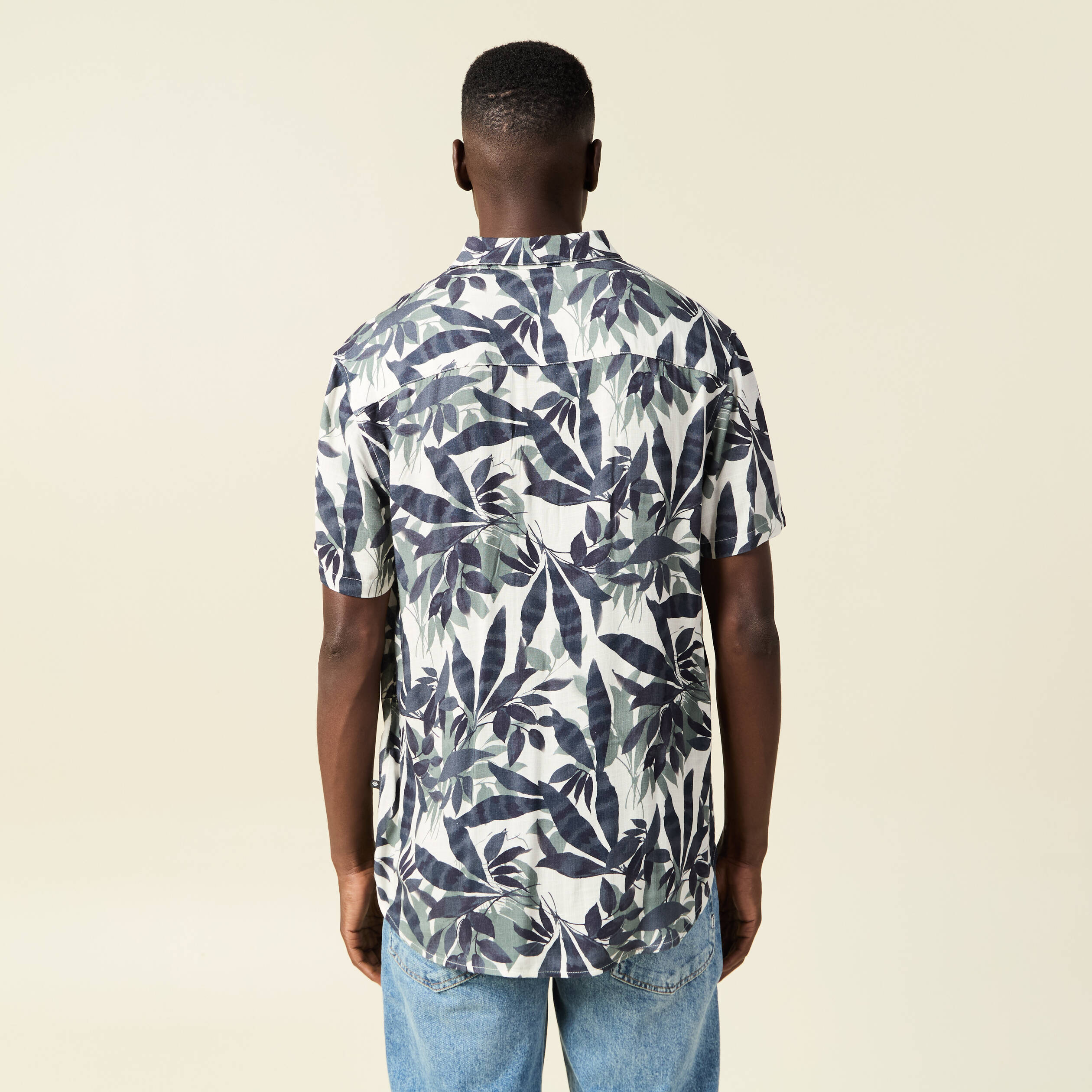 Chemise manches courtes bleu homme