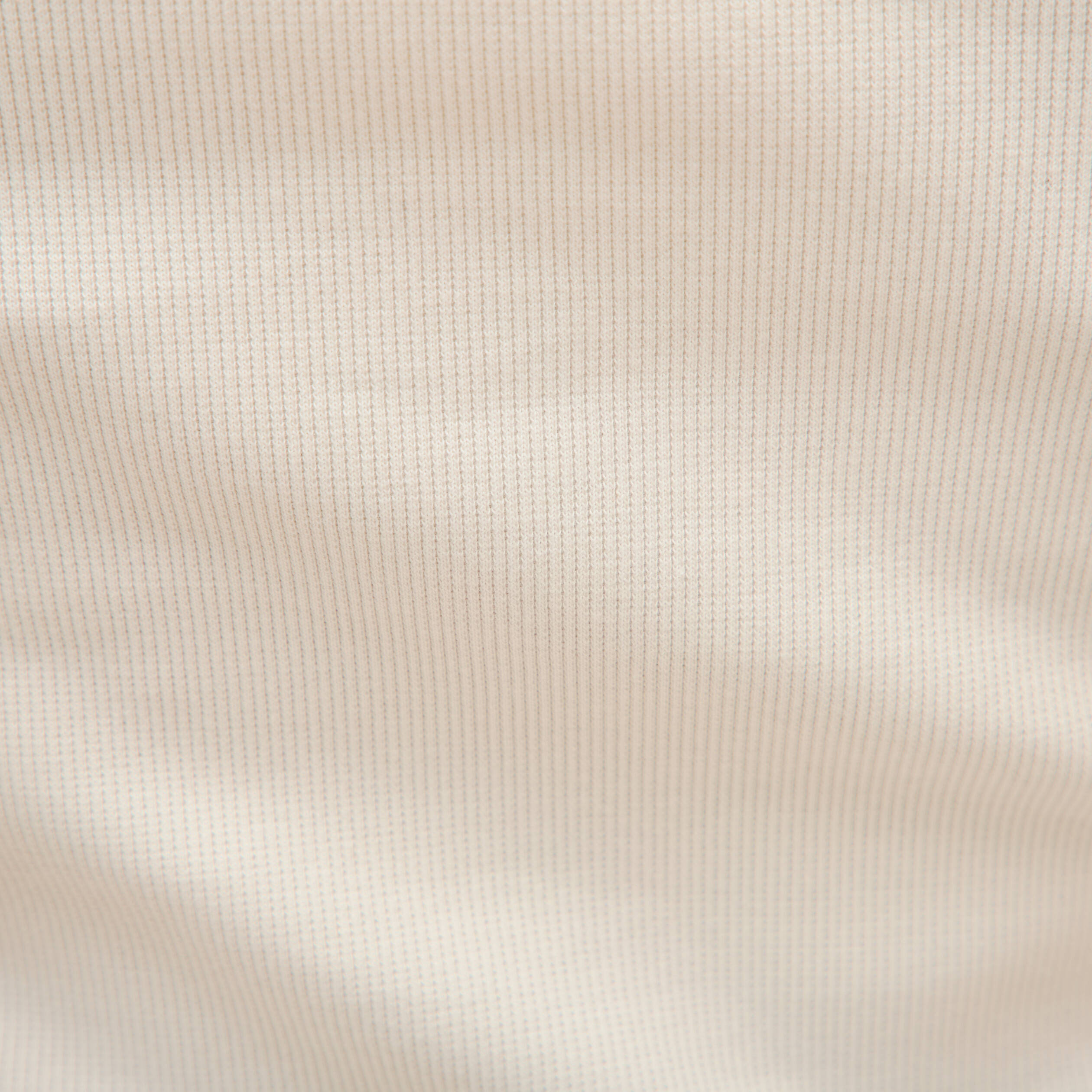 T-shirt bi-mati&egrave;re ajust&eacute; d&eacute;collet&eacute; ecru femme