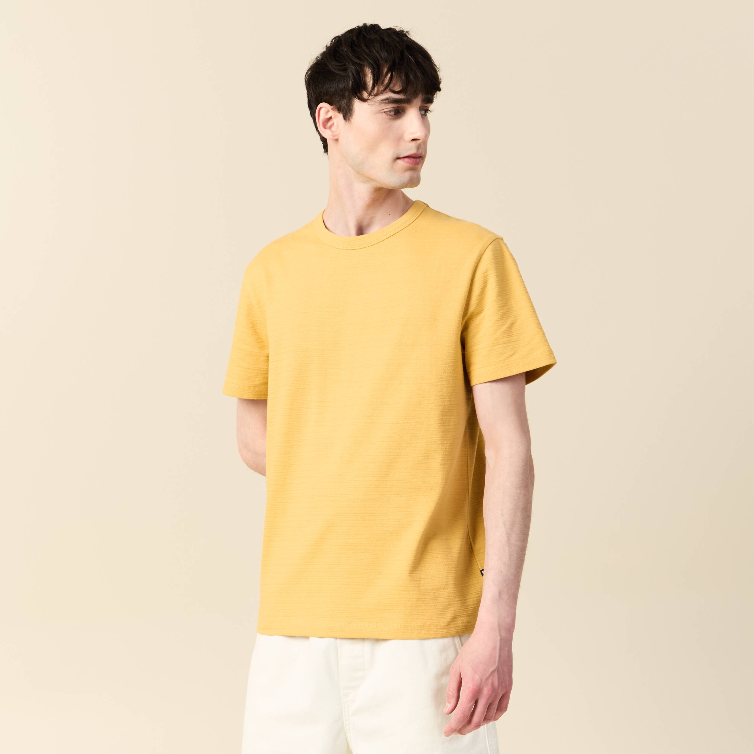 t shirt manches courtes jaune moutarde homme T-shirt manches courtes jaune moutarde homme
