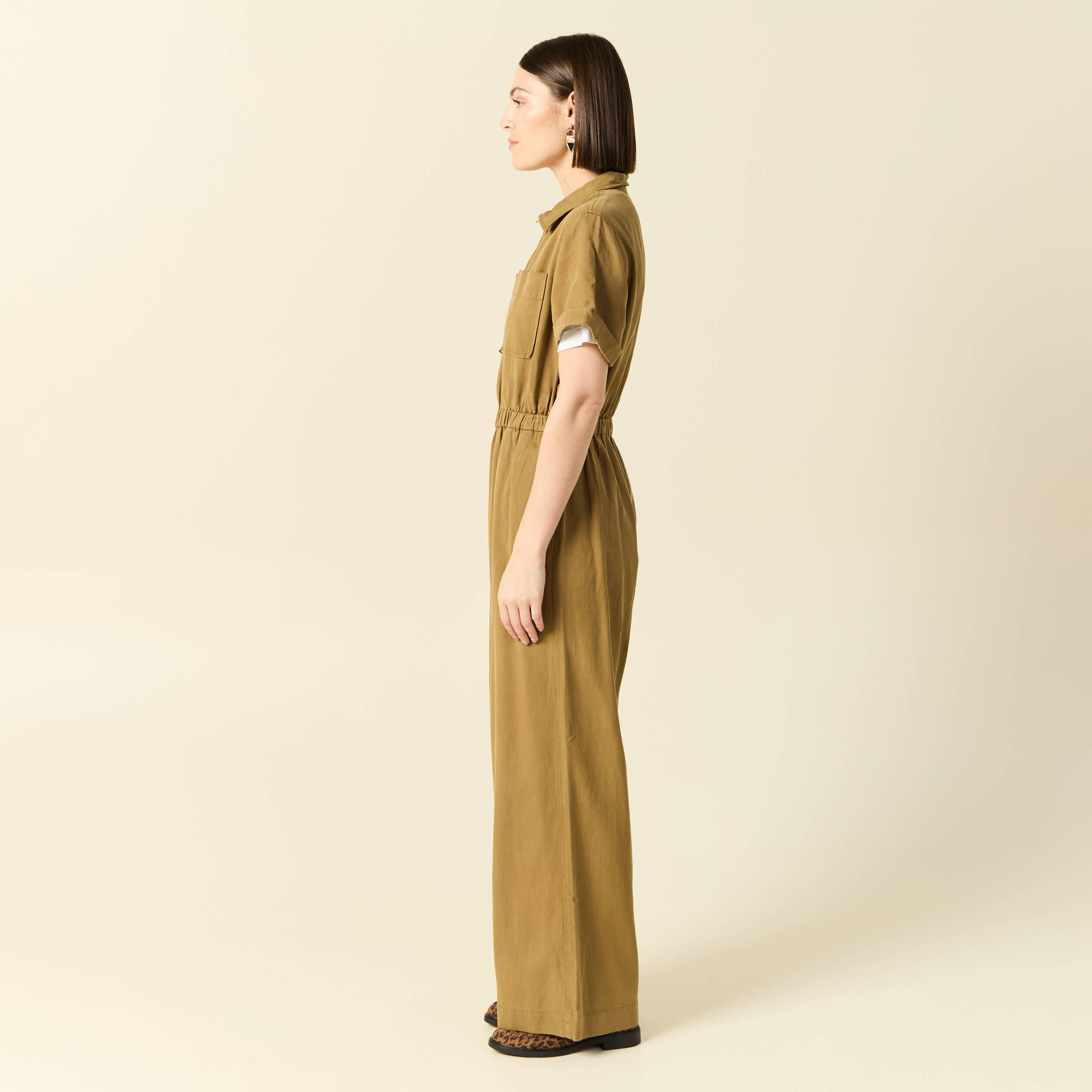 Combinaison pantalon zipp&eacute;e vert kaki femme