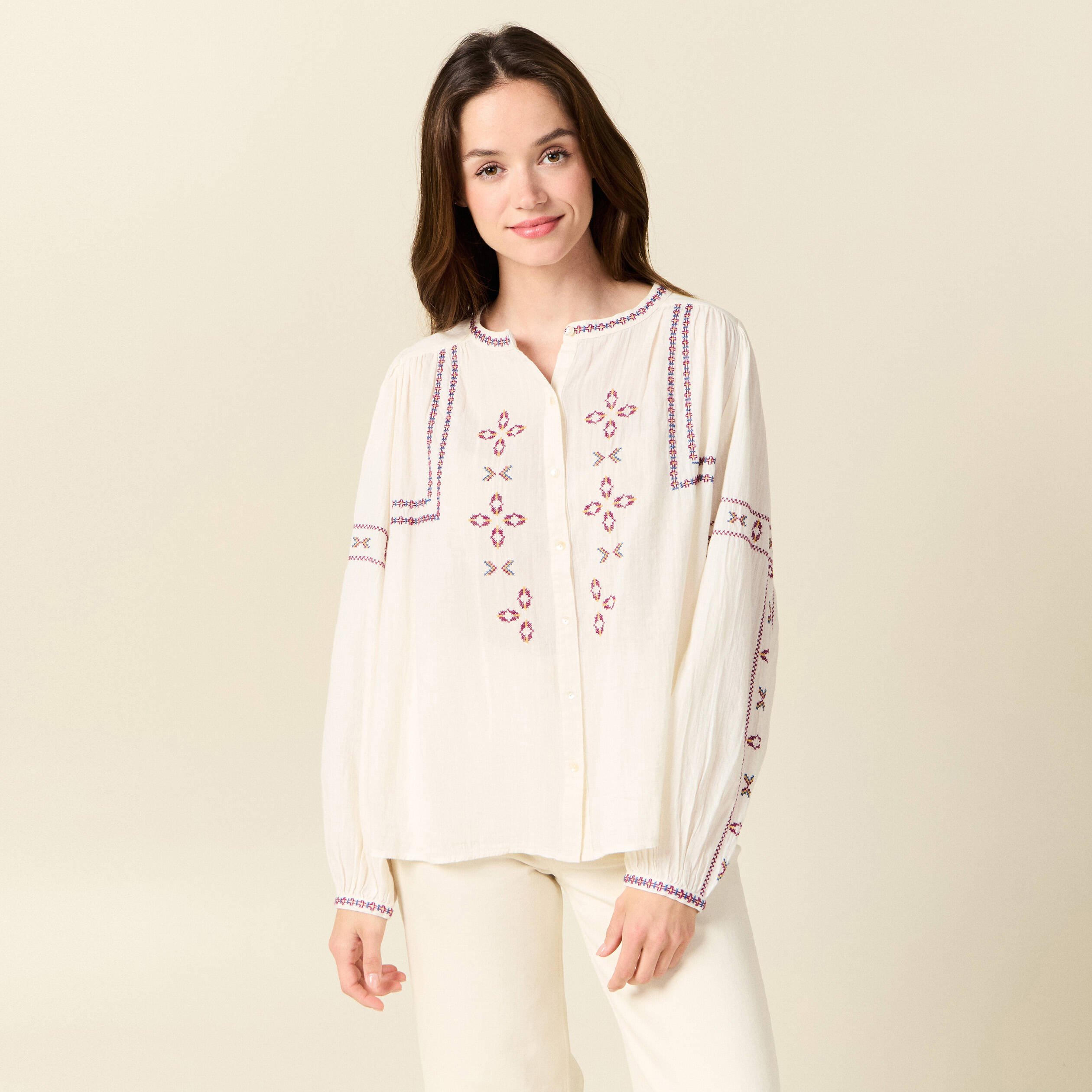 chemise manches longues brodee creme femme Chemise manches longues brodée creme femme