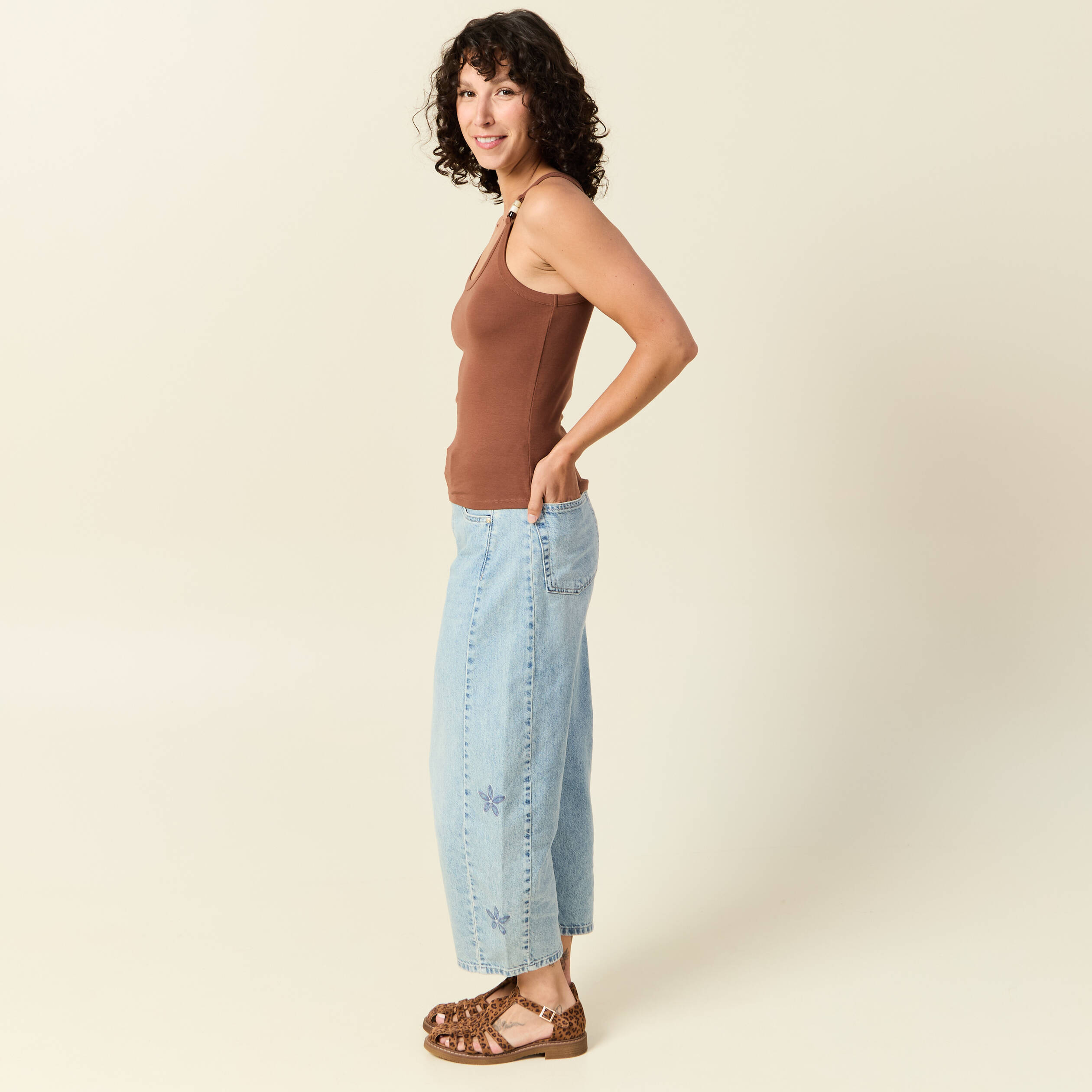 debardeur sans manches marron fonce femme Débardeur sans manches marron foncé femme