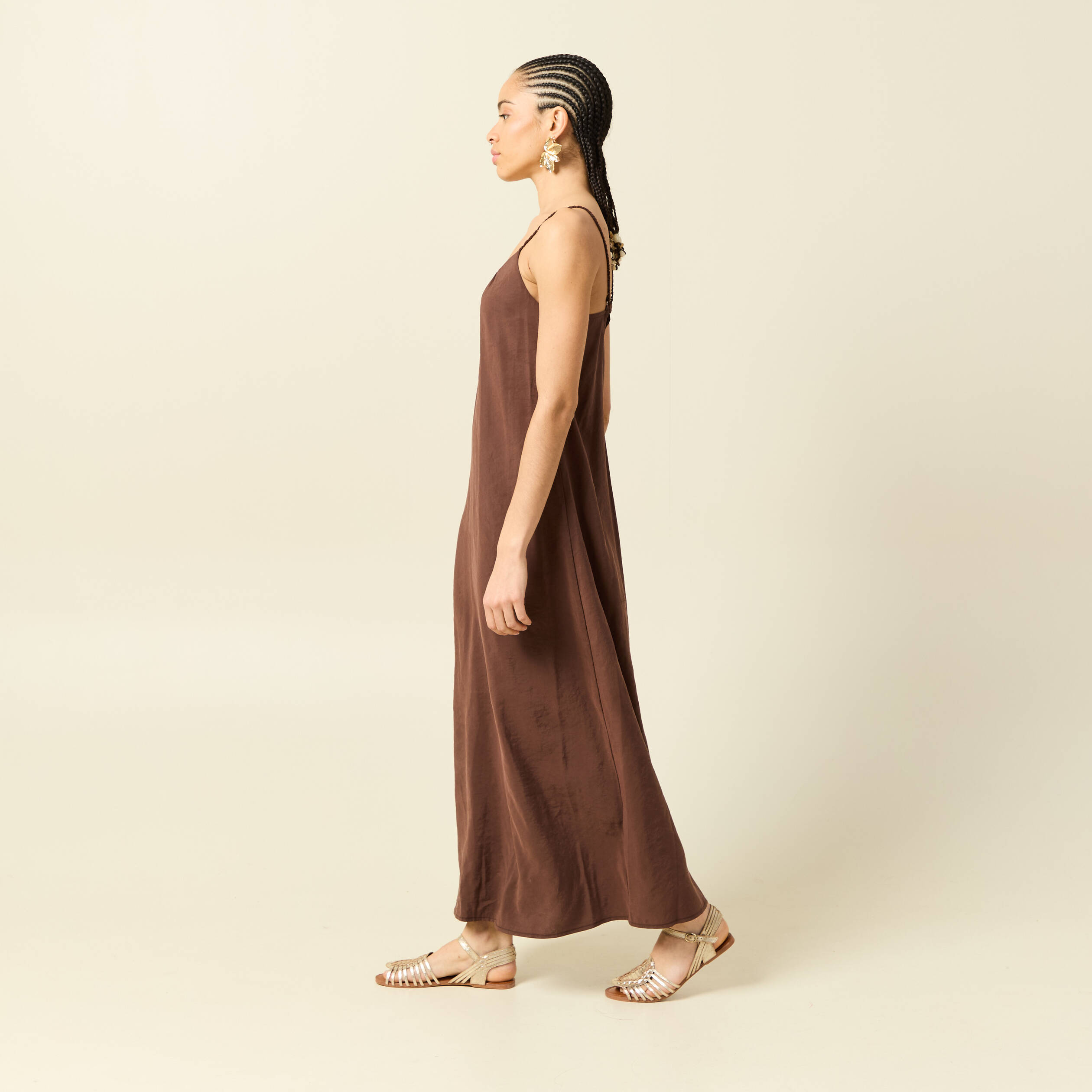 Robe Midi Brillante à Bretelles En Simili Cuir - Col V Profond, Fente Arrière, Moulante Et Sexy, Tailles S M L