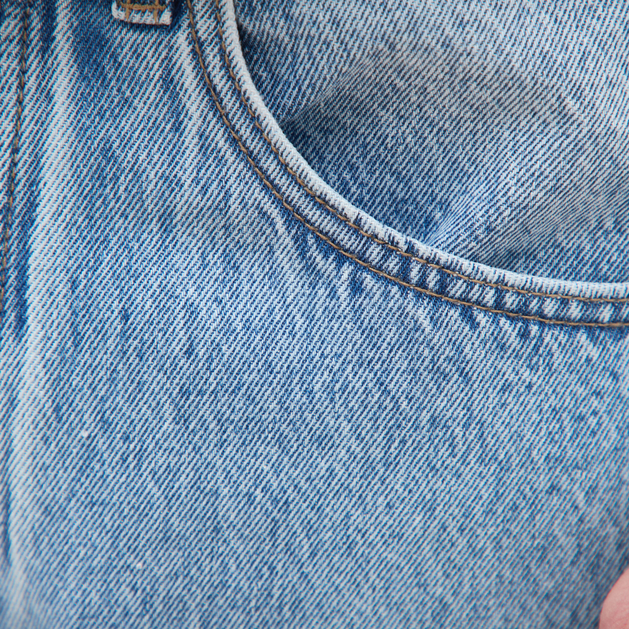 Jeans loose longueur 34 en coton denim snow bleach homme