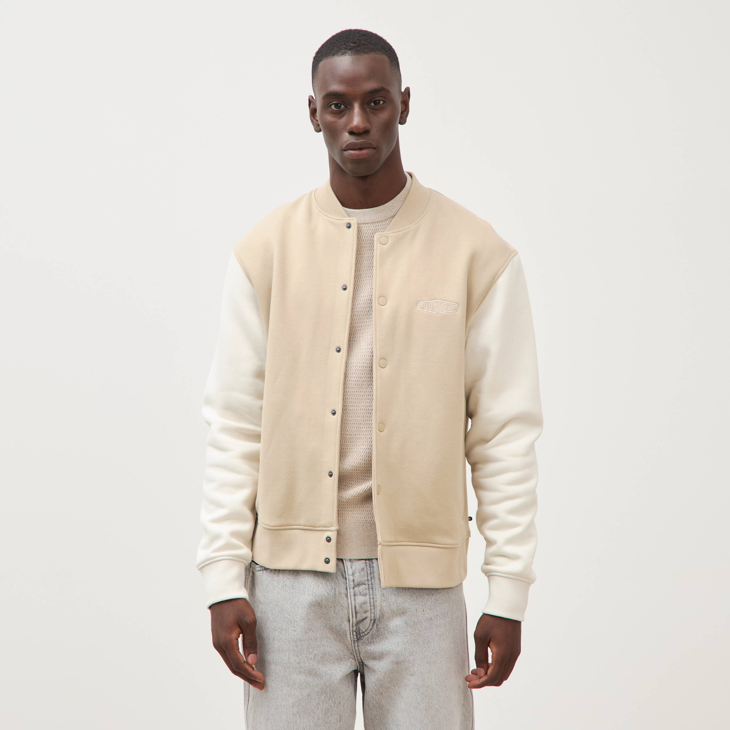 Sweat manches longues brod&eacute; beige homme
