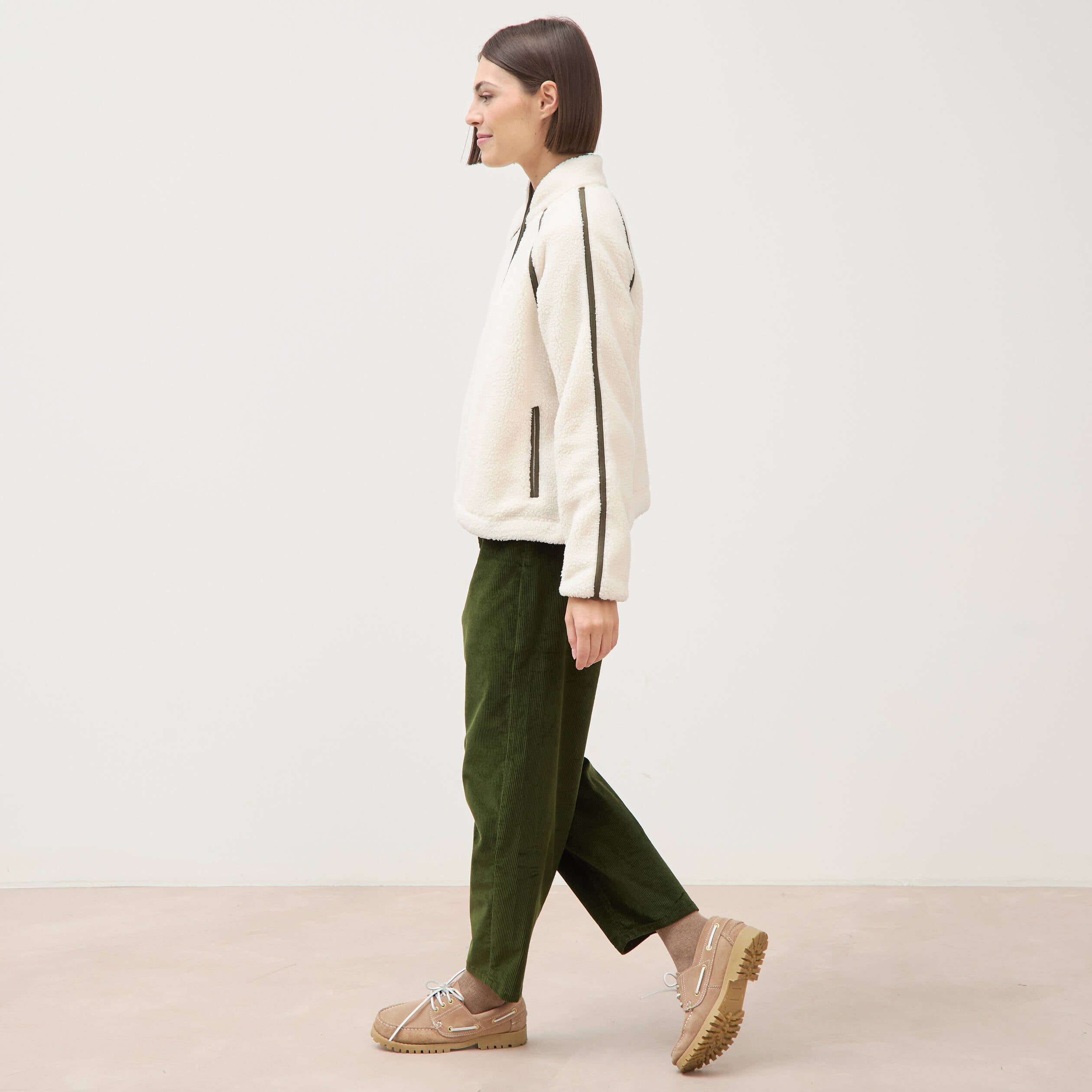 Sweat droit bouclette col montant ecru femme