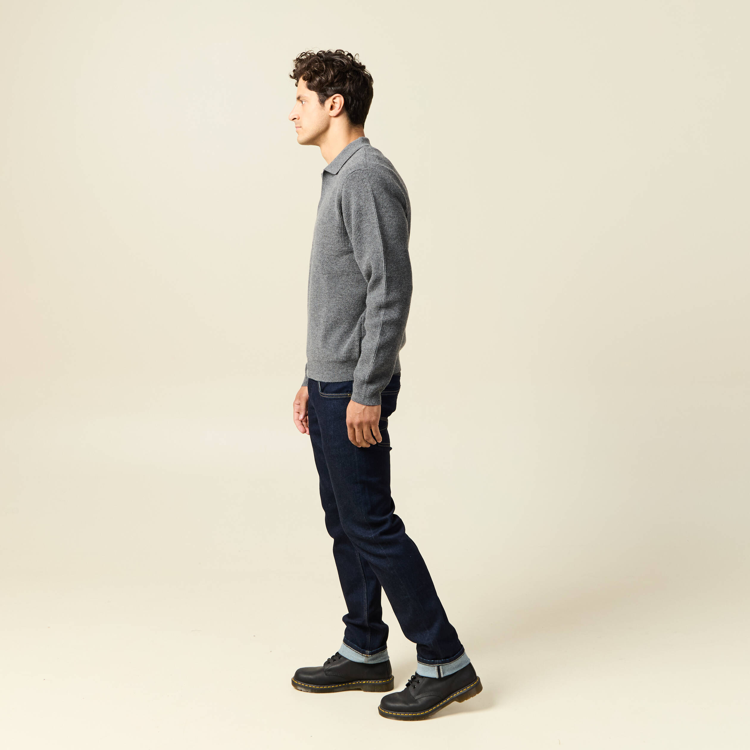 Pull col v gris fonc&eacute; homme