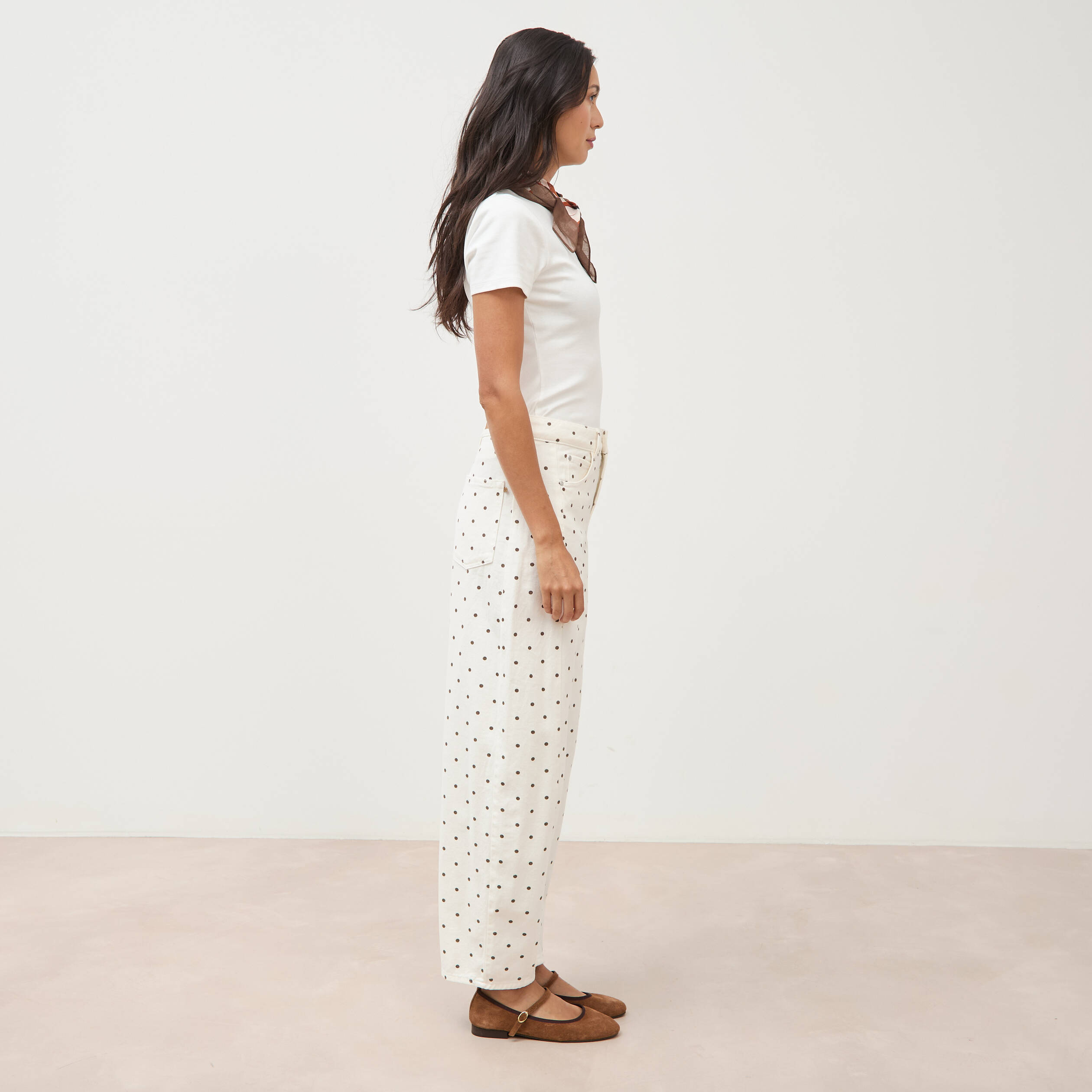 Jeans barrel taille haute bas resserr&eacute; ecru femme