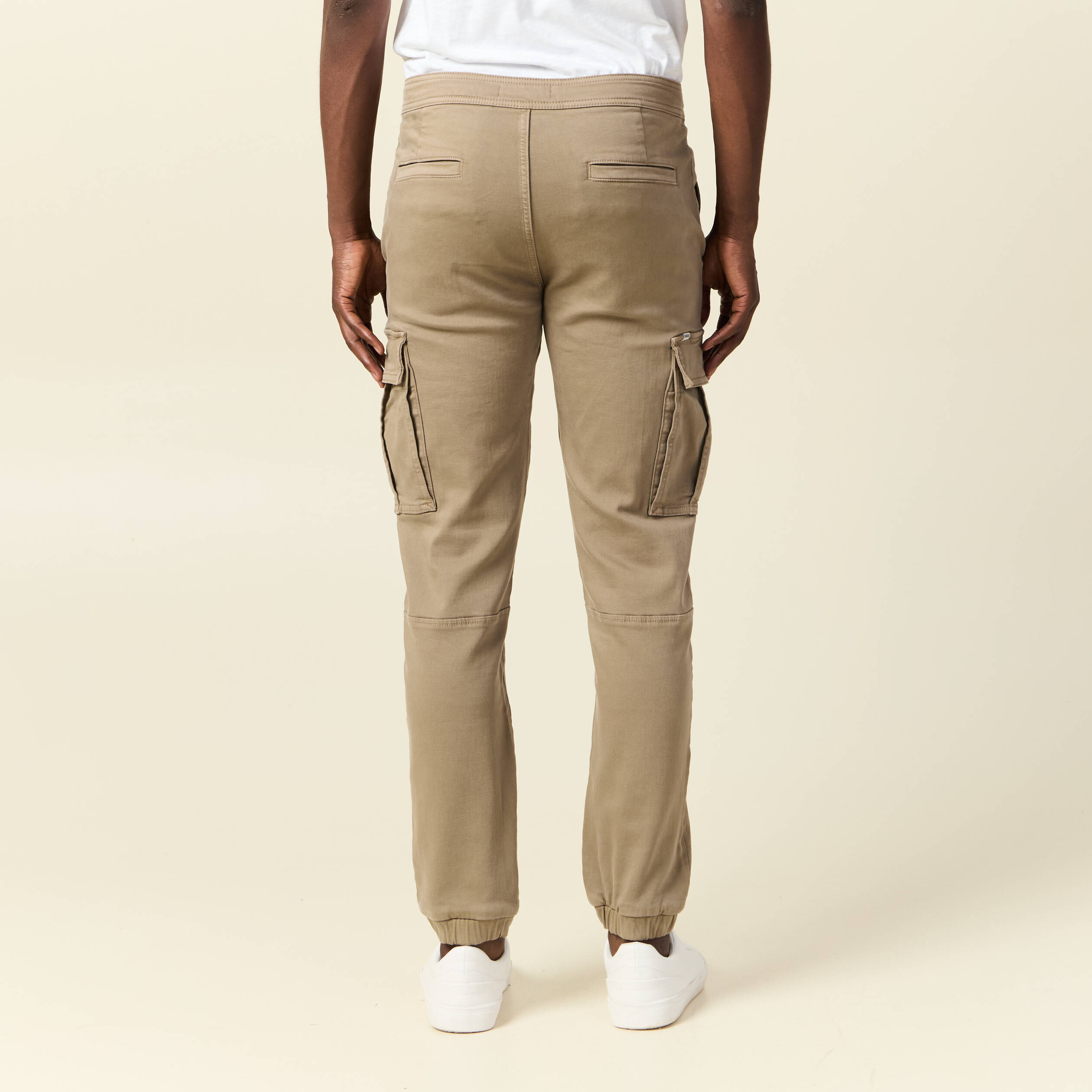 Pantalon battle bas resserr&eacute; taupe homme
