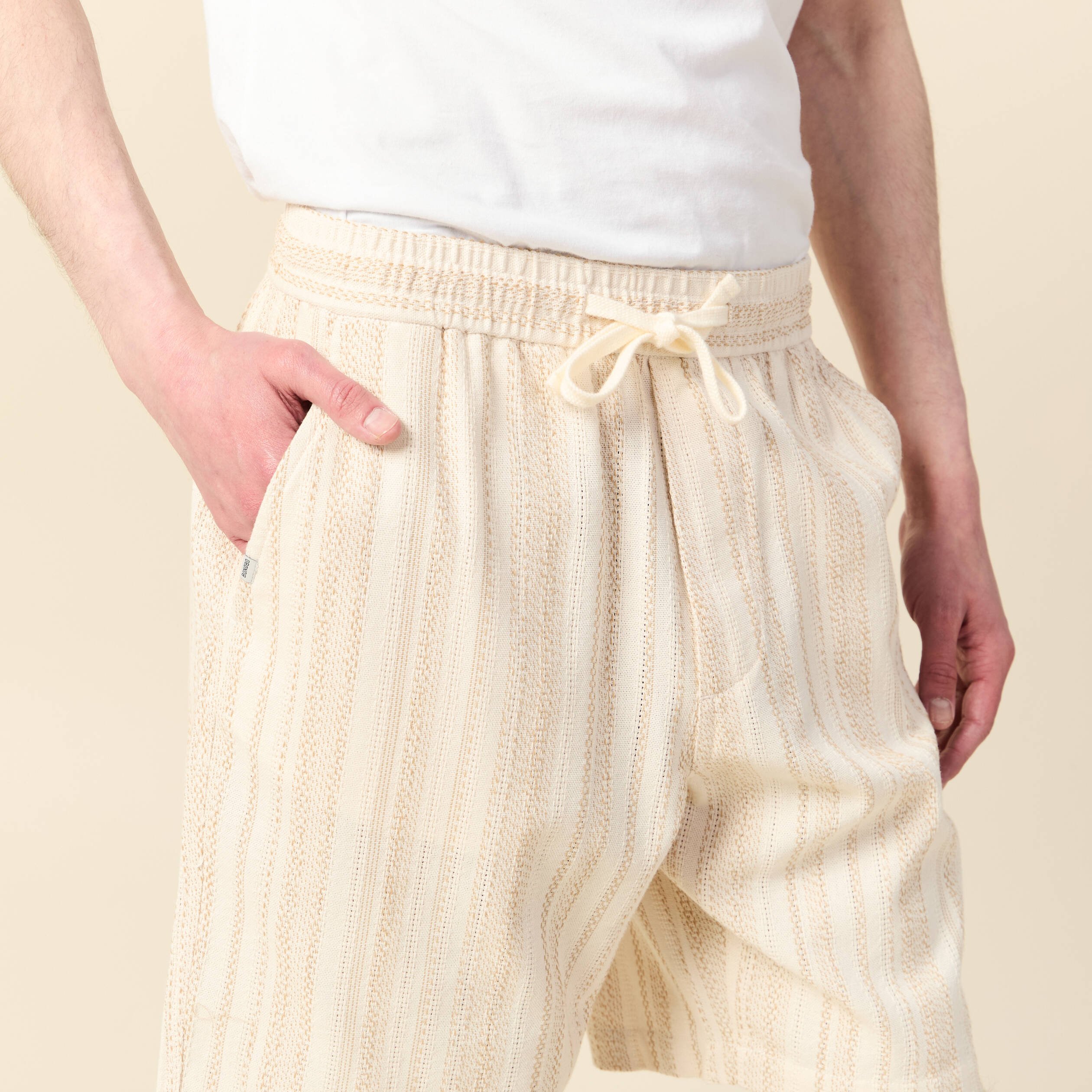 short droit en tricot ecru homme Short droit en tricot ecru homme