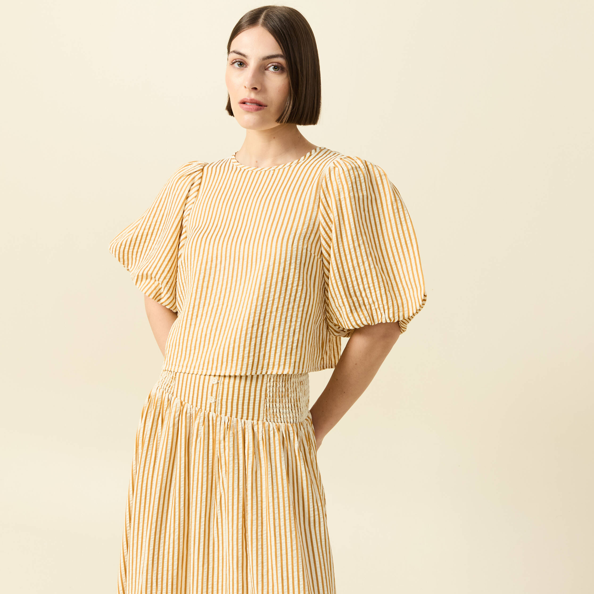 Blouse droite courte manches coude beige moyen femme