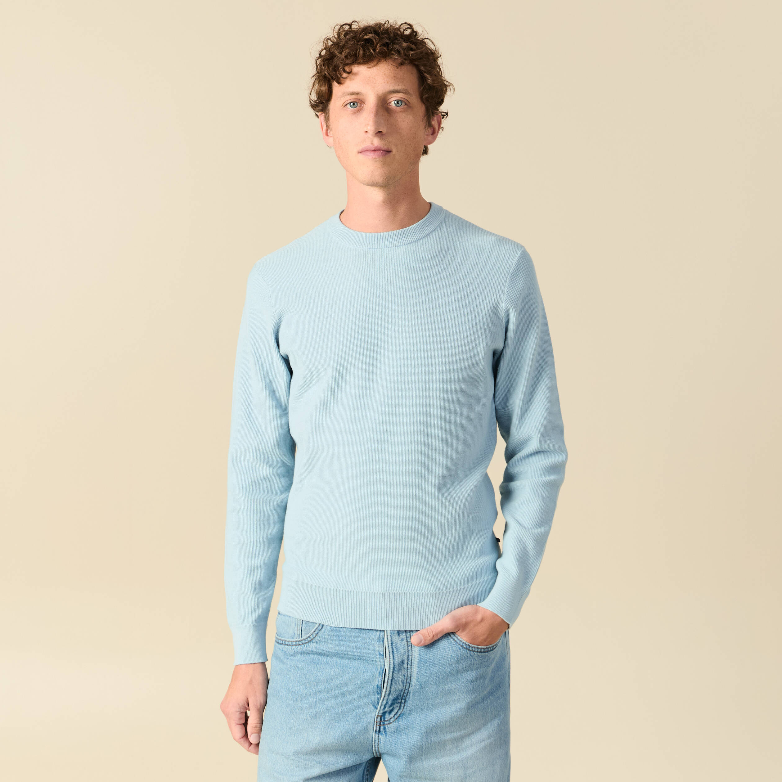 Pull fin col rond manches longues bleu ciel homme