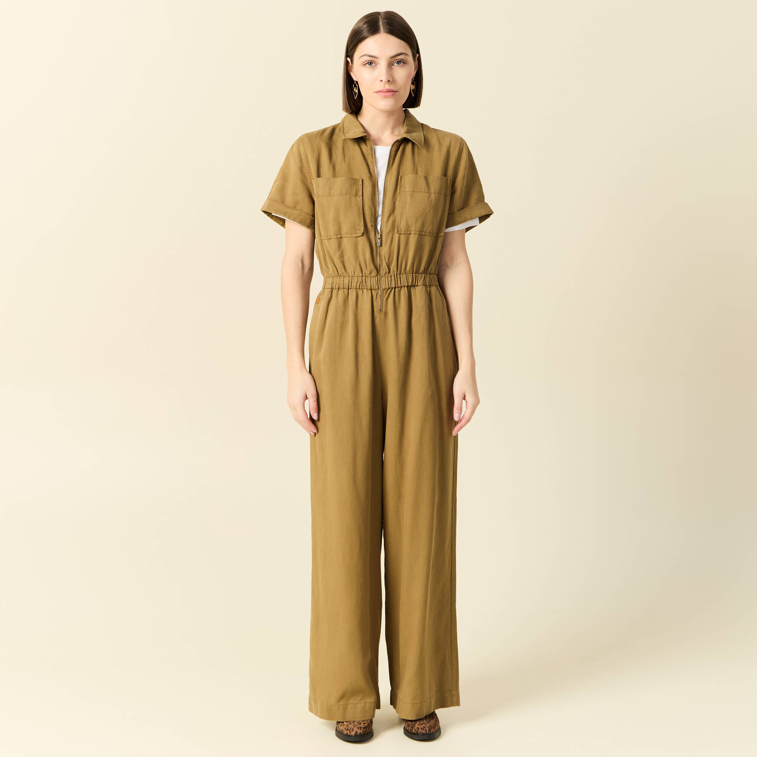 Combinaison pantalon zipp&eacute;e vert kaki femme