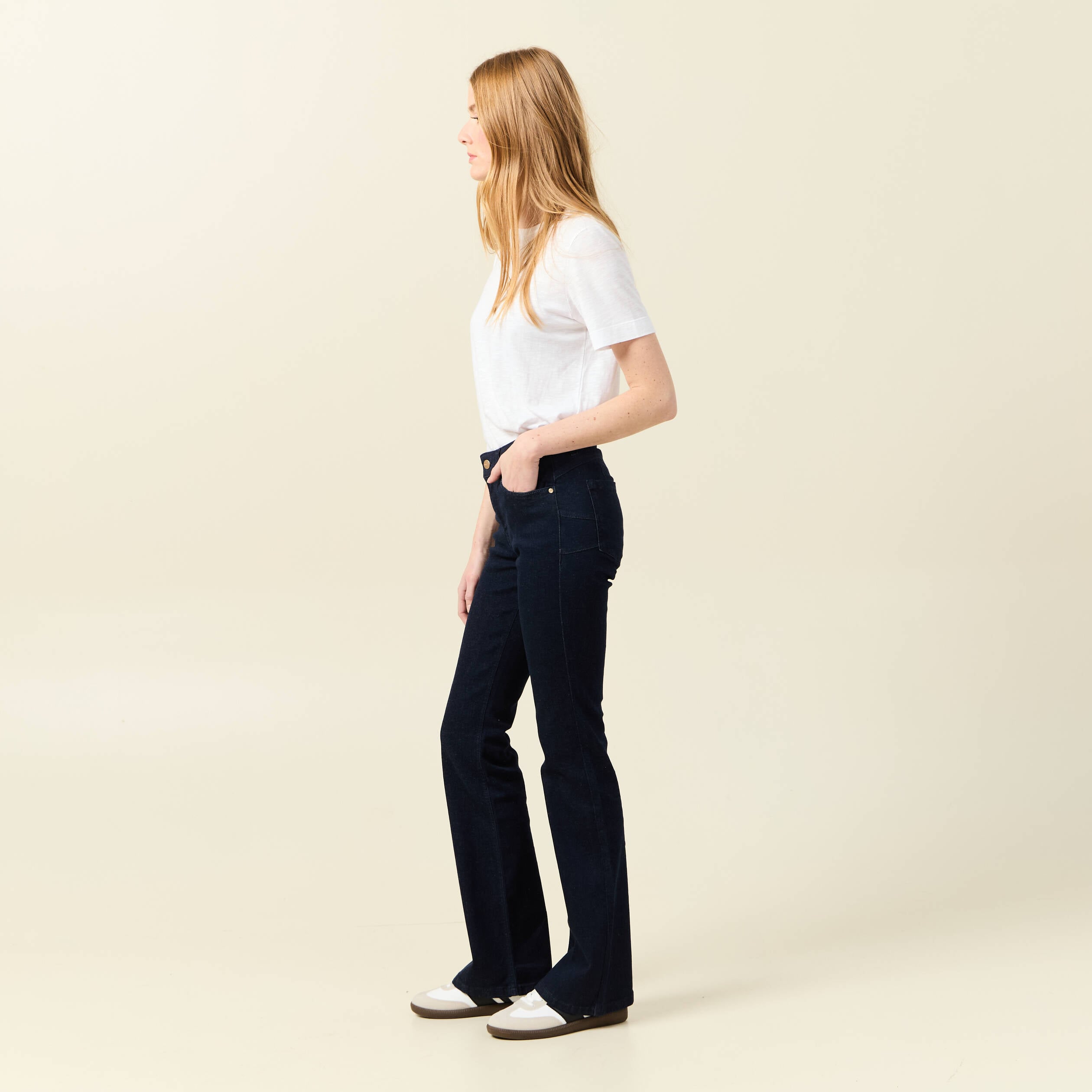 Jeans bootcut 5 poches denim brut femme