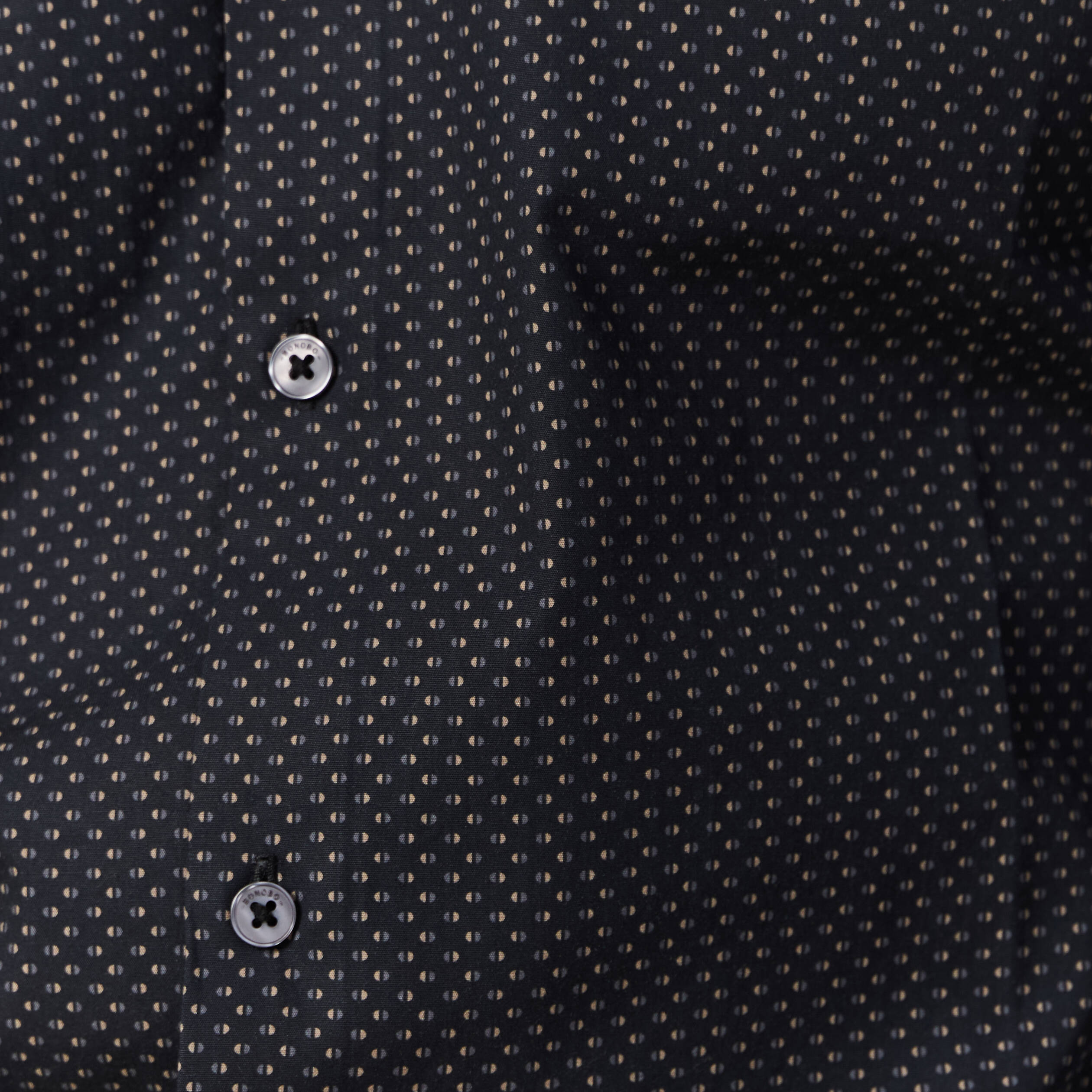 Chemise cintr&eacute;e en coton manches longues noir homme
