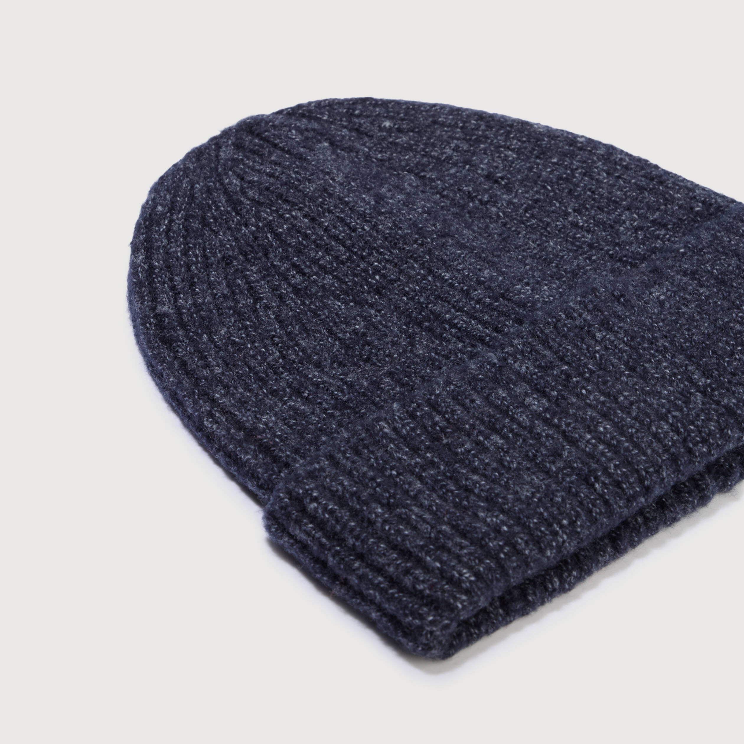 Bonnet chin&eacute; bleu marine homme