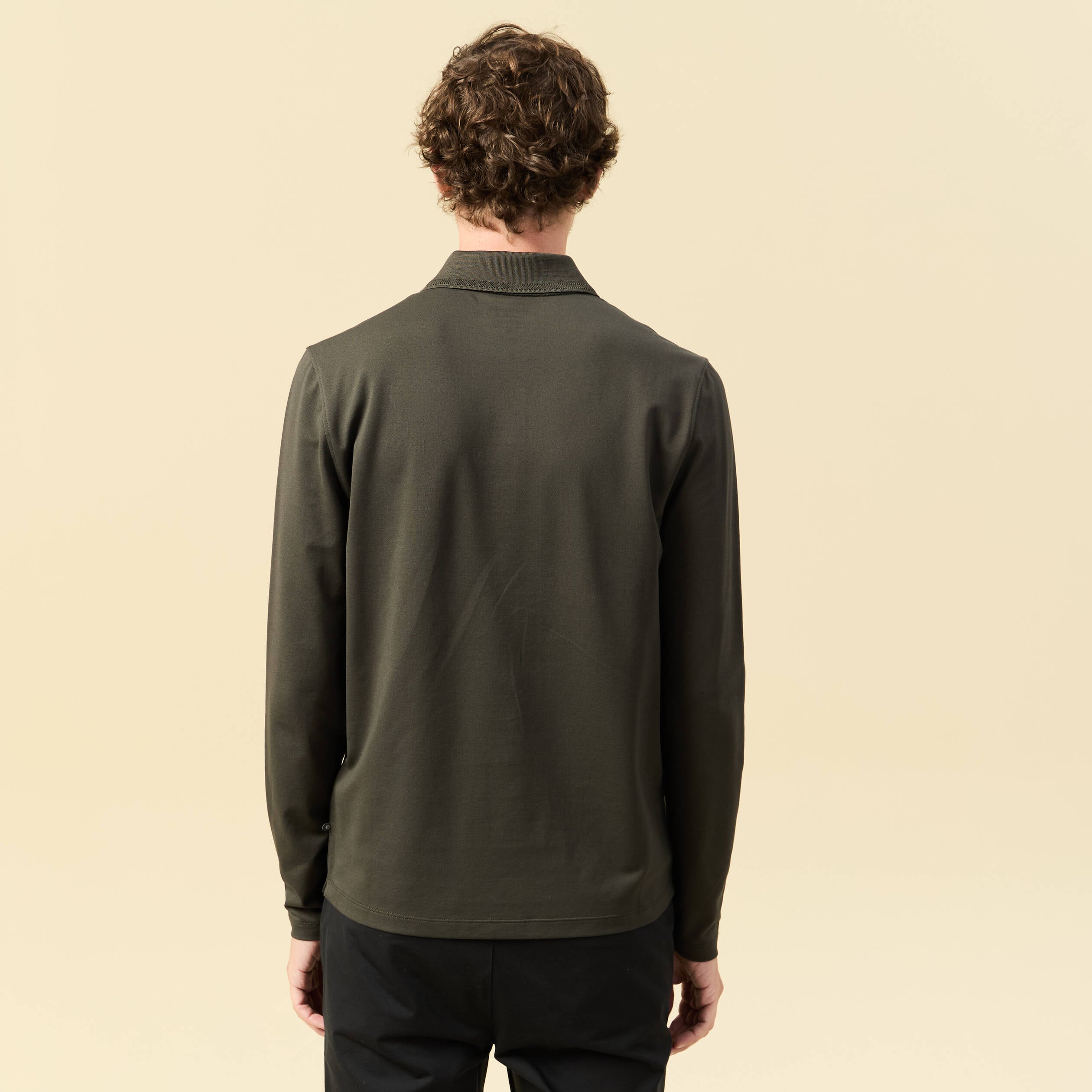 Polo cintr&eacute; manches longues vert kaki homme