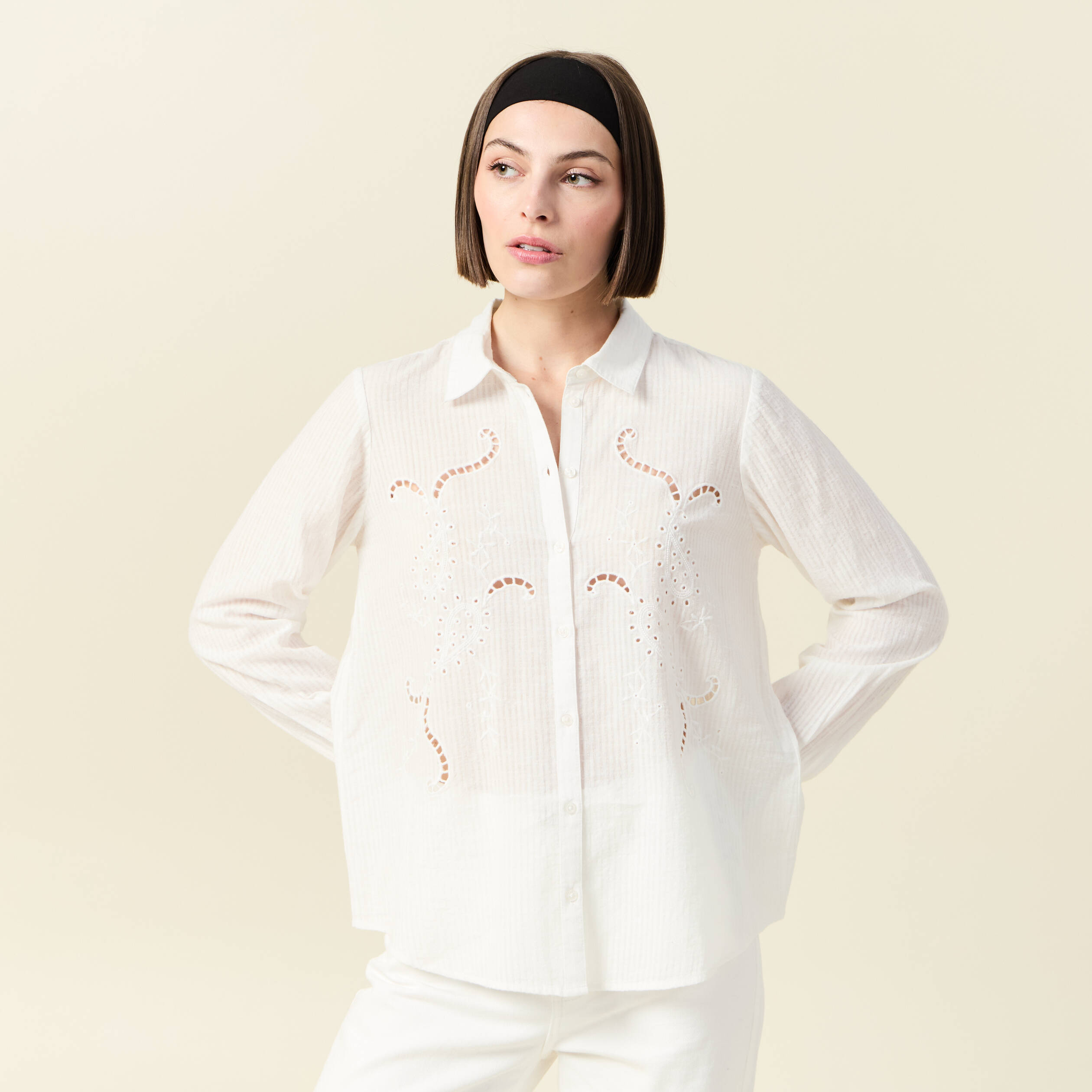 Chemise manches longues en coton brodée creme femme Vibs