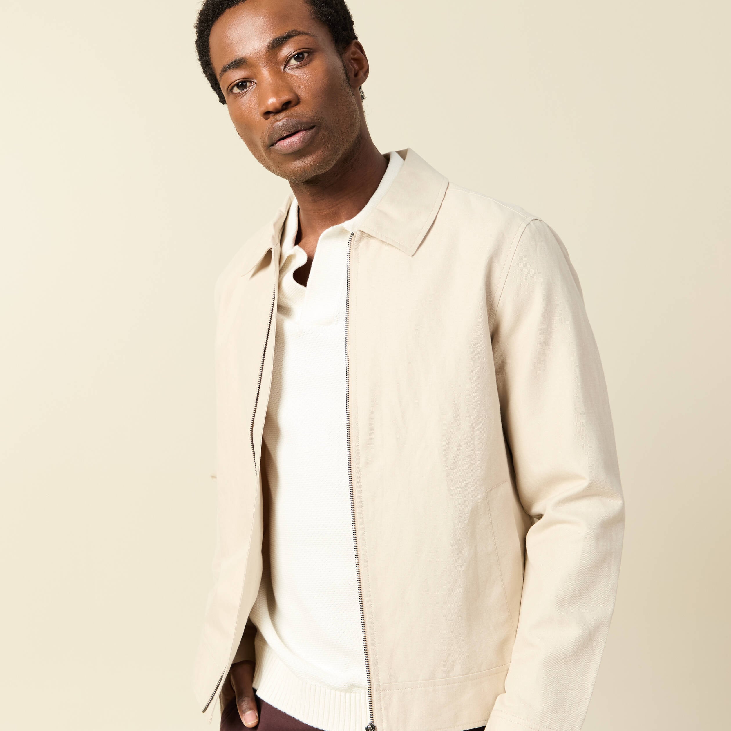 Blouson droit court manches longues sable homme