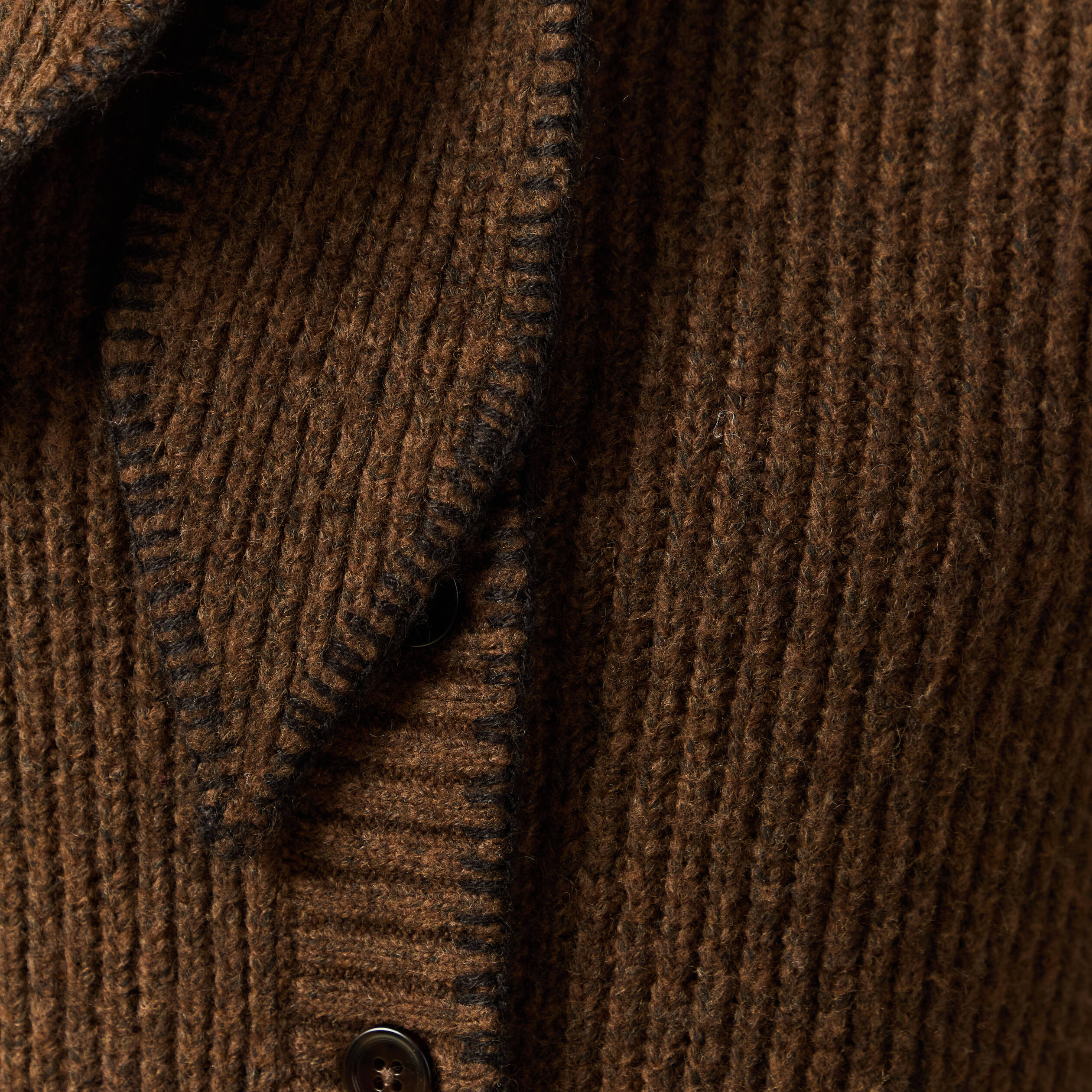 Pull col rond manches longues marron fonc&eacute; femme