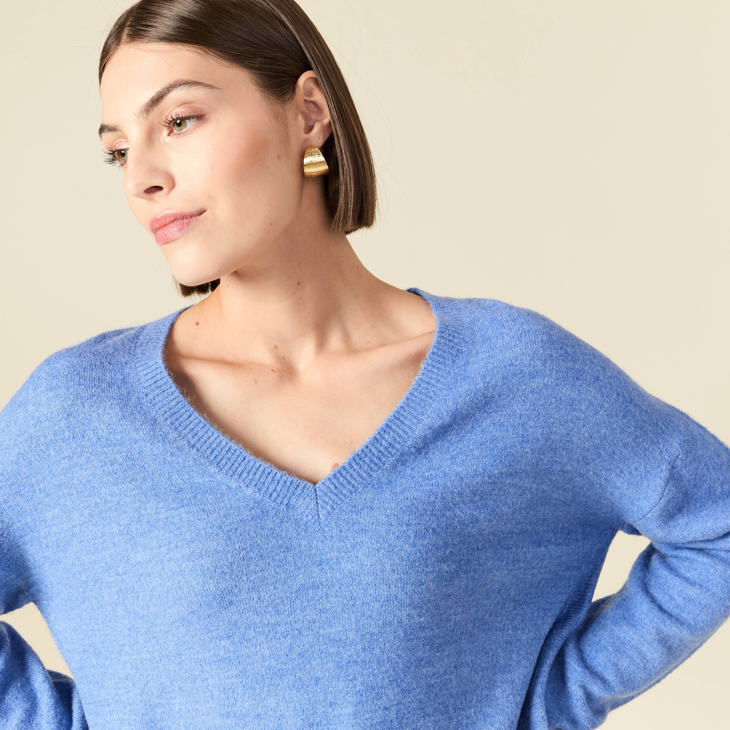 Pull manches longues col en V bleu ciel femme