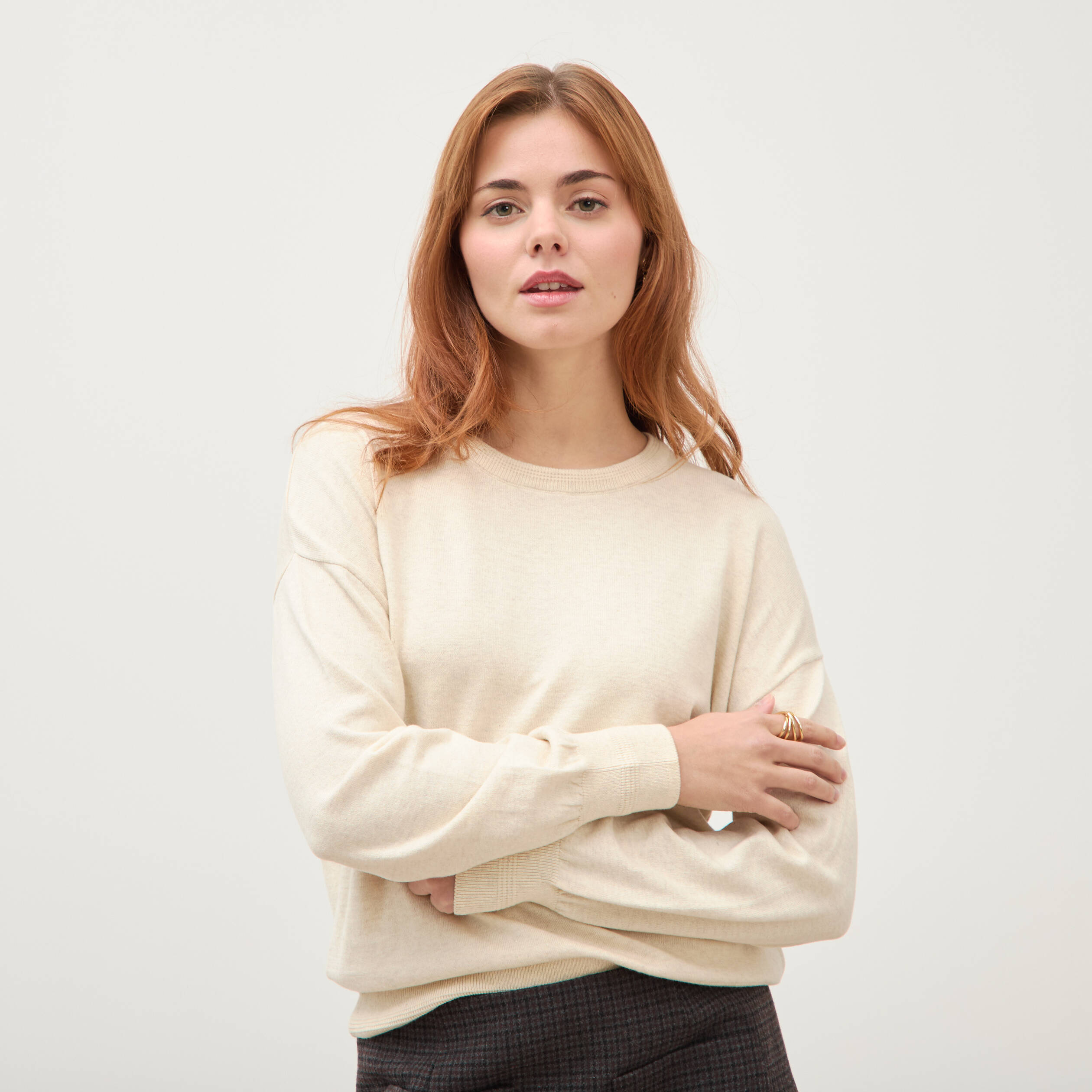 Pull droit col rond manches longues creme femme