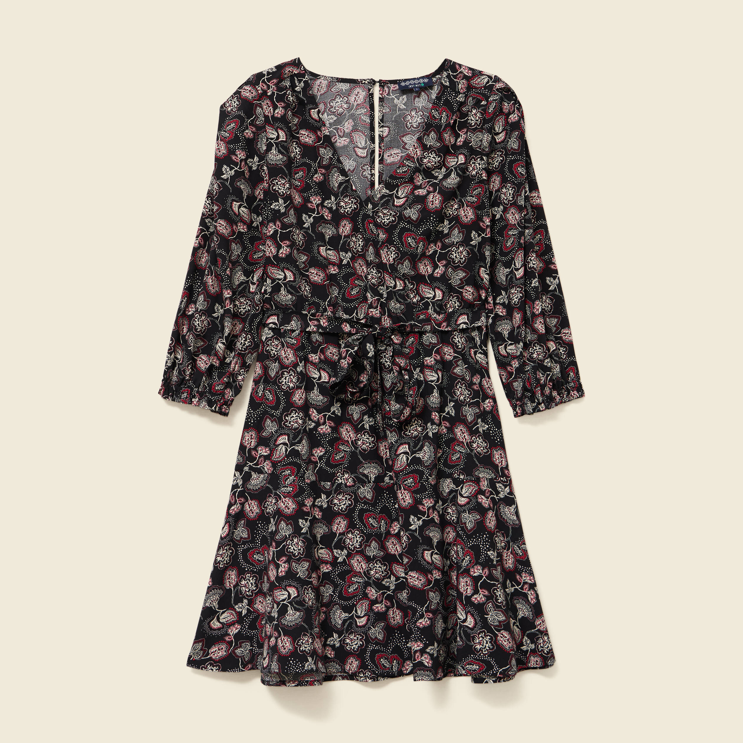 Robe &eacute;vas&eacute;e fluide manches 3/4 noir femme