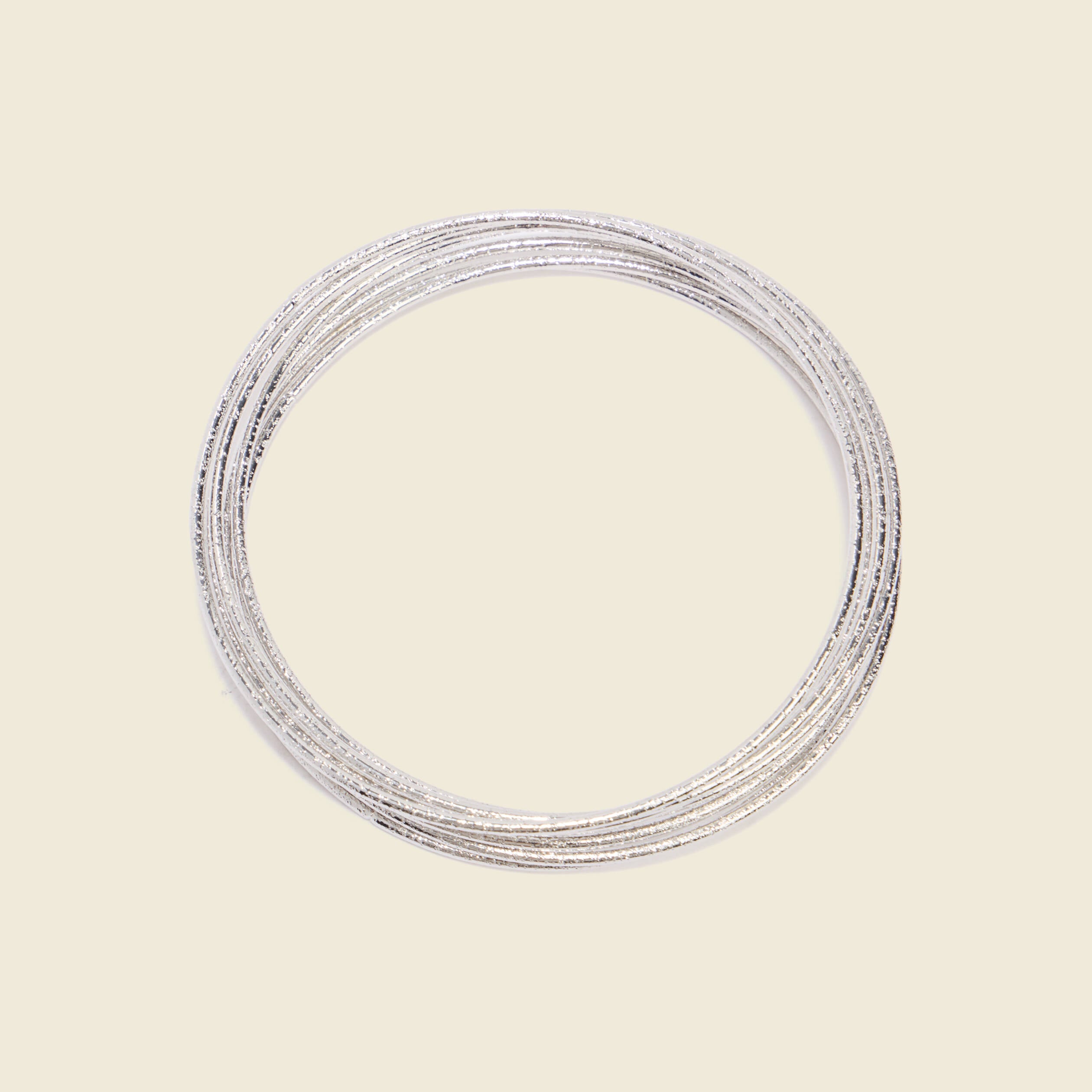 Bracelet multi anneaux couleur argent femme