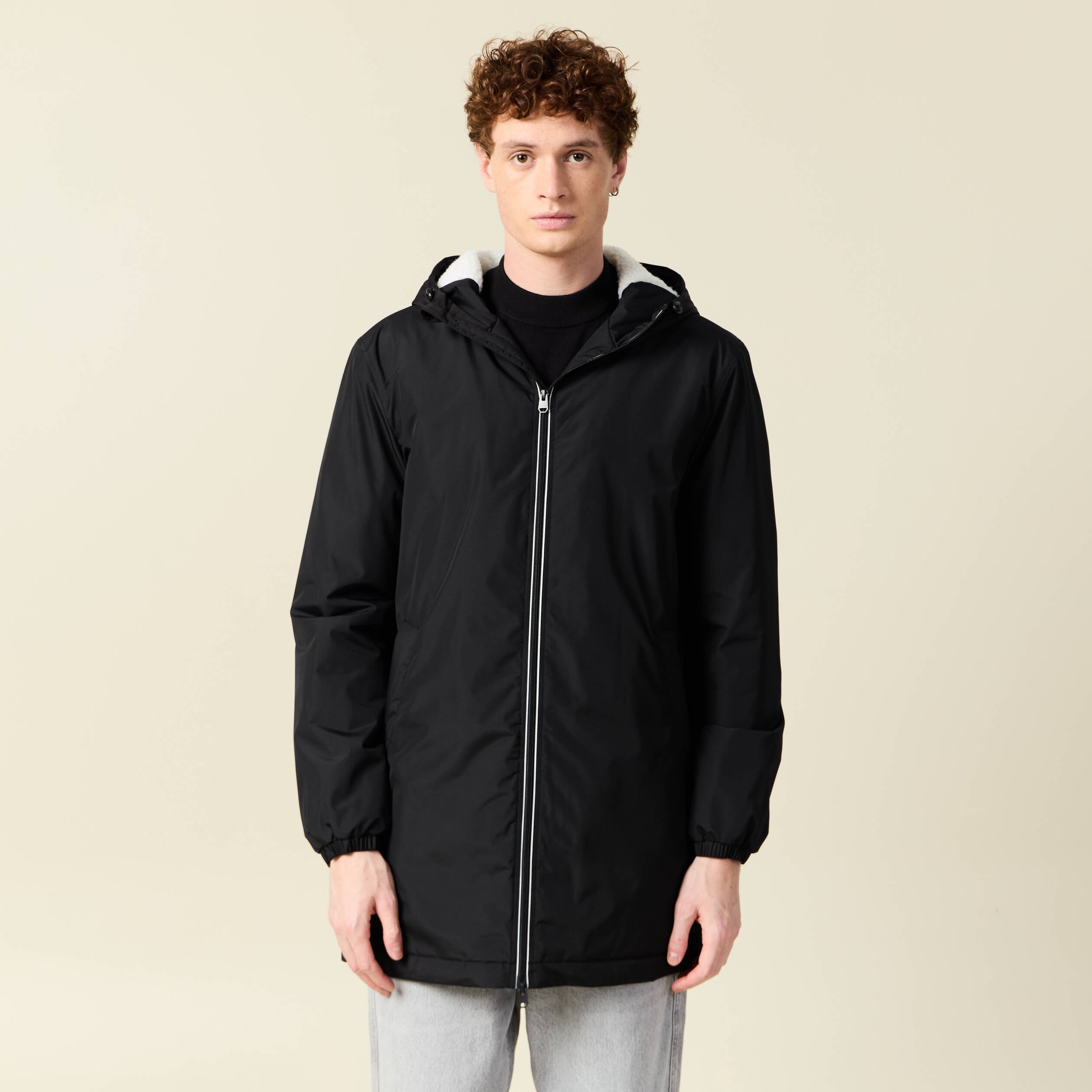 Parka longue droite &agrave; capuche noir homme