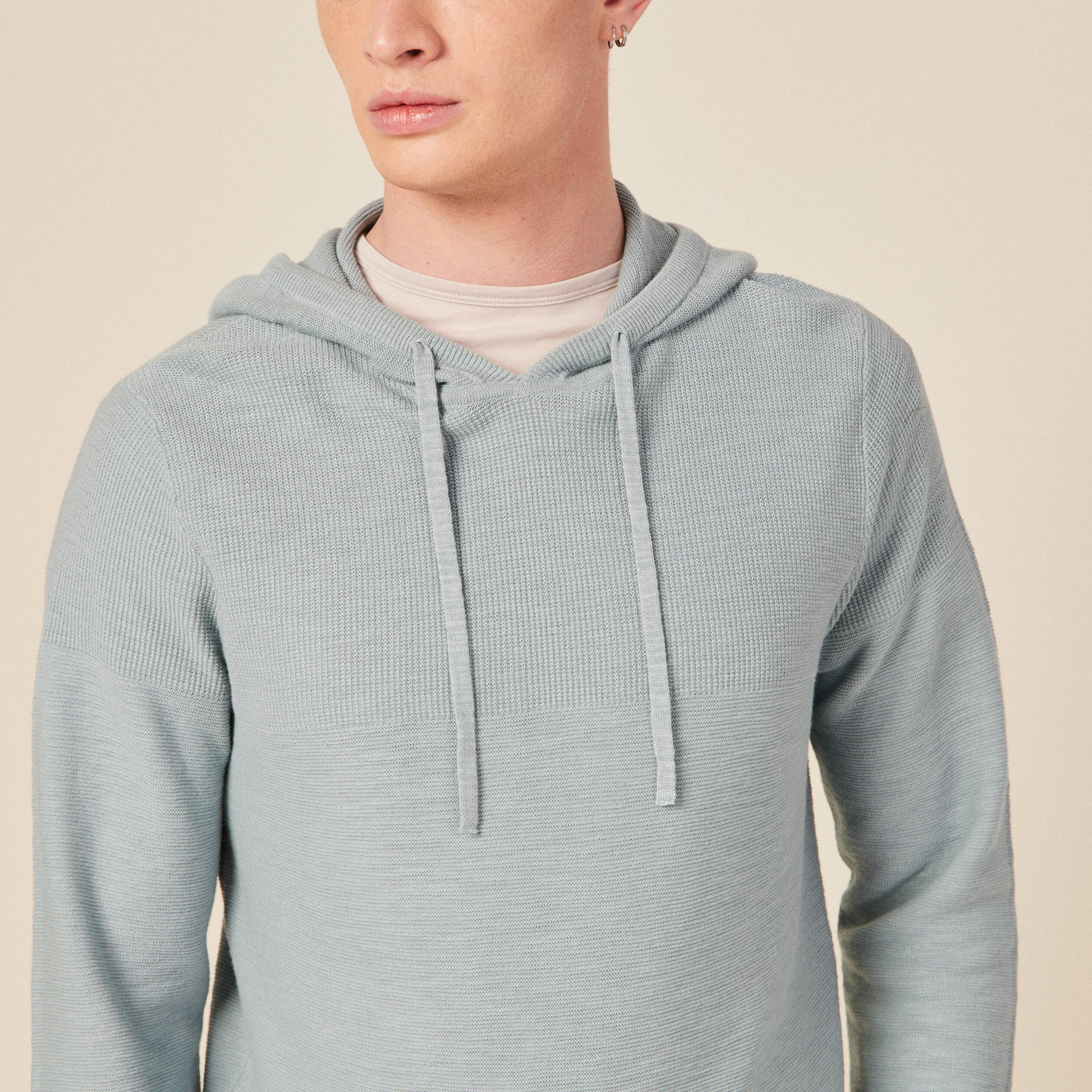pull a capuche bleu gris homme Pull à capuche bleu gris homme