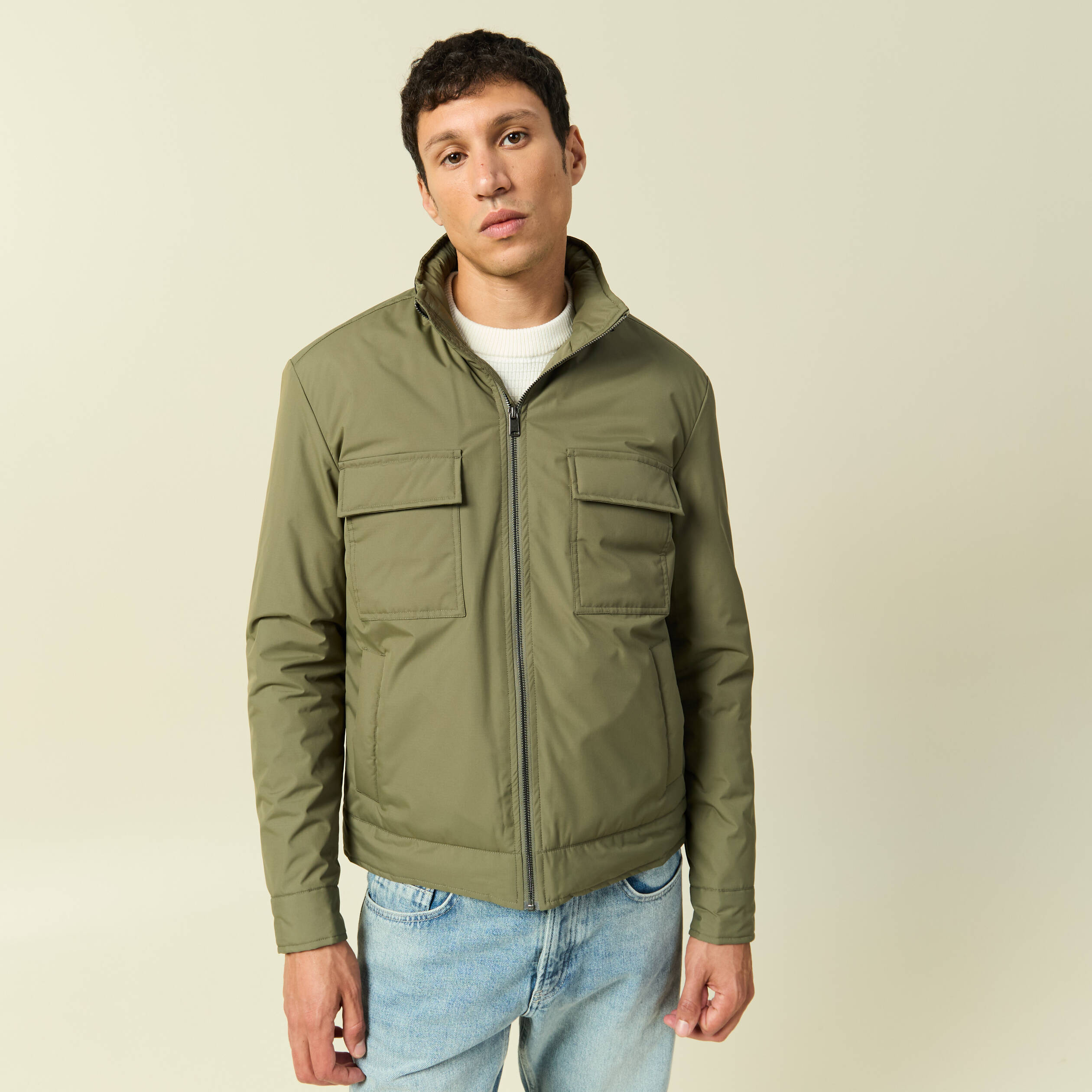 Blouson droit court &agrave; capuche vert kaki homme