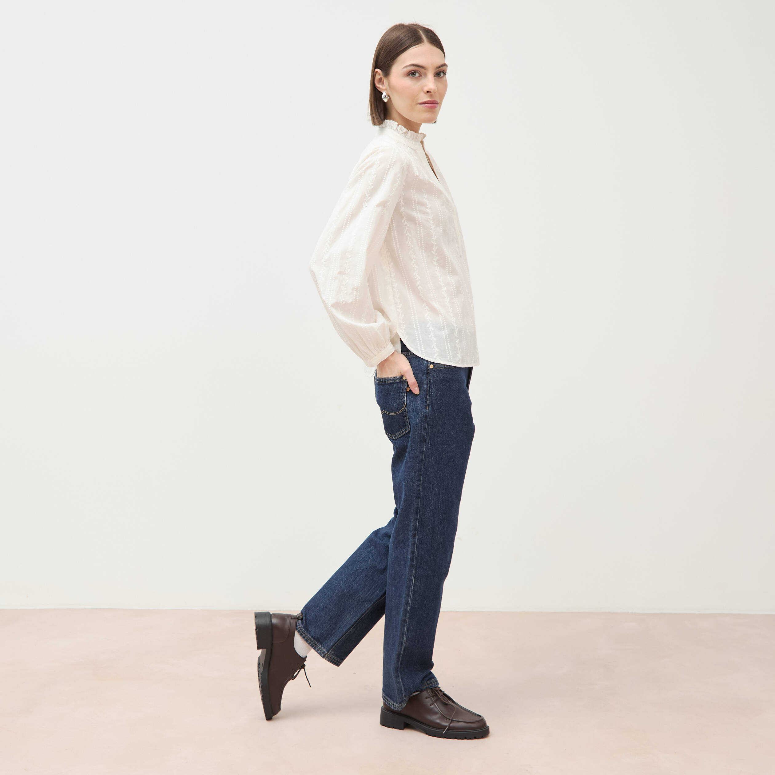 Blouse col mao manches longues en coton ecru femme