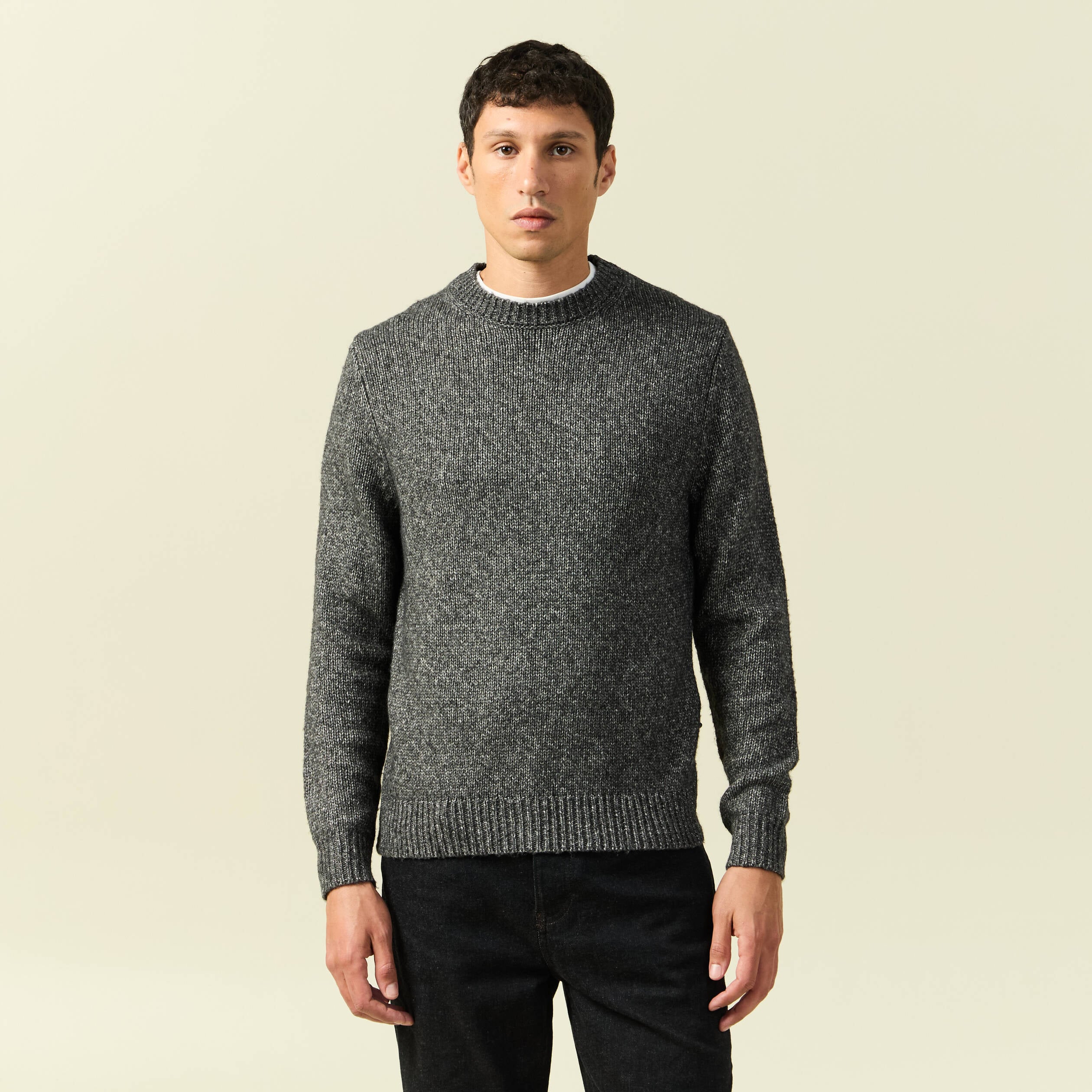 Pull manches longues col rond noir homme