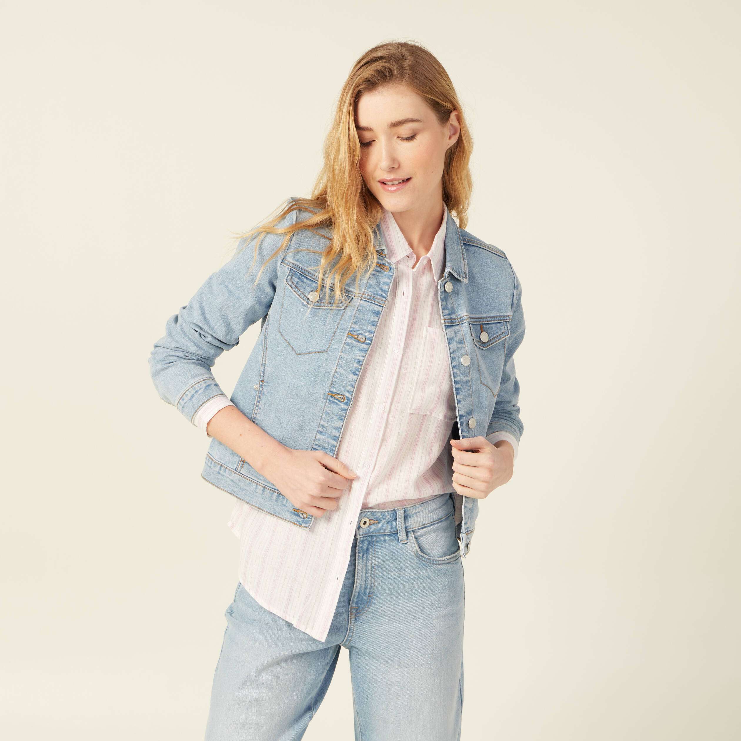 veste en jean eco responsable denim bleach femme Veste en jean éco-responsable denim bleach femme