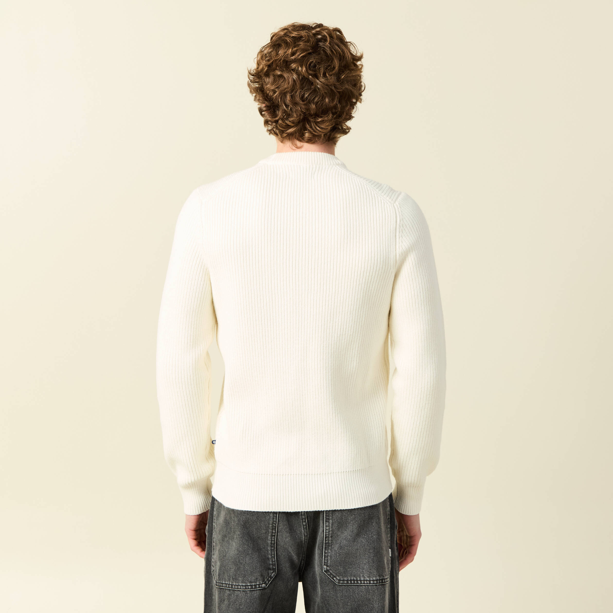Pull fin manches longues col rond ecru homme