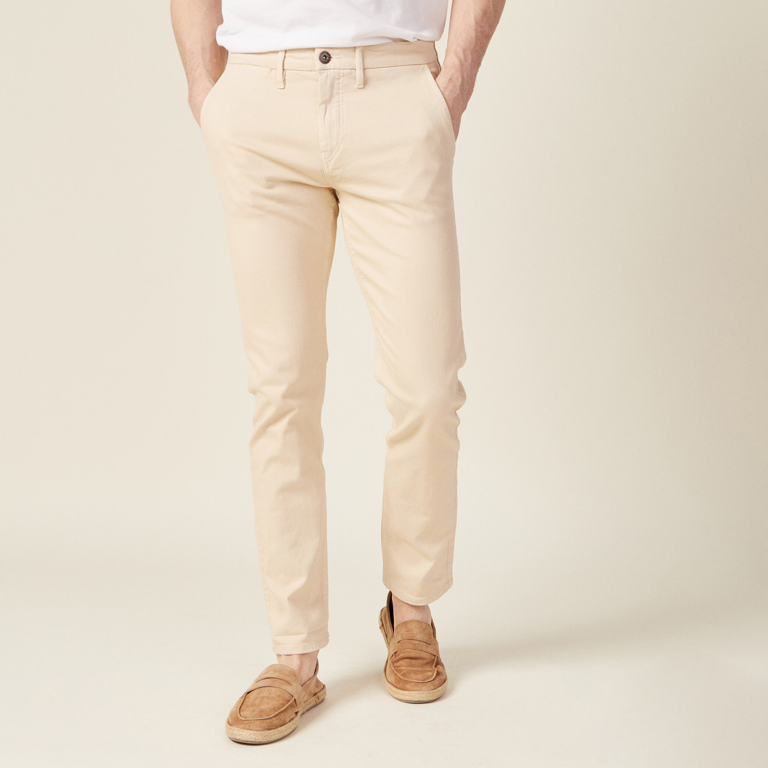 Pantalon chino slim beige confortable homme fashion