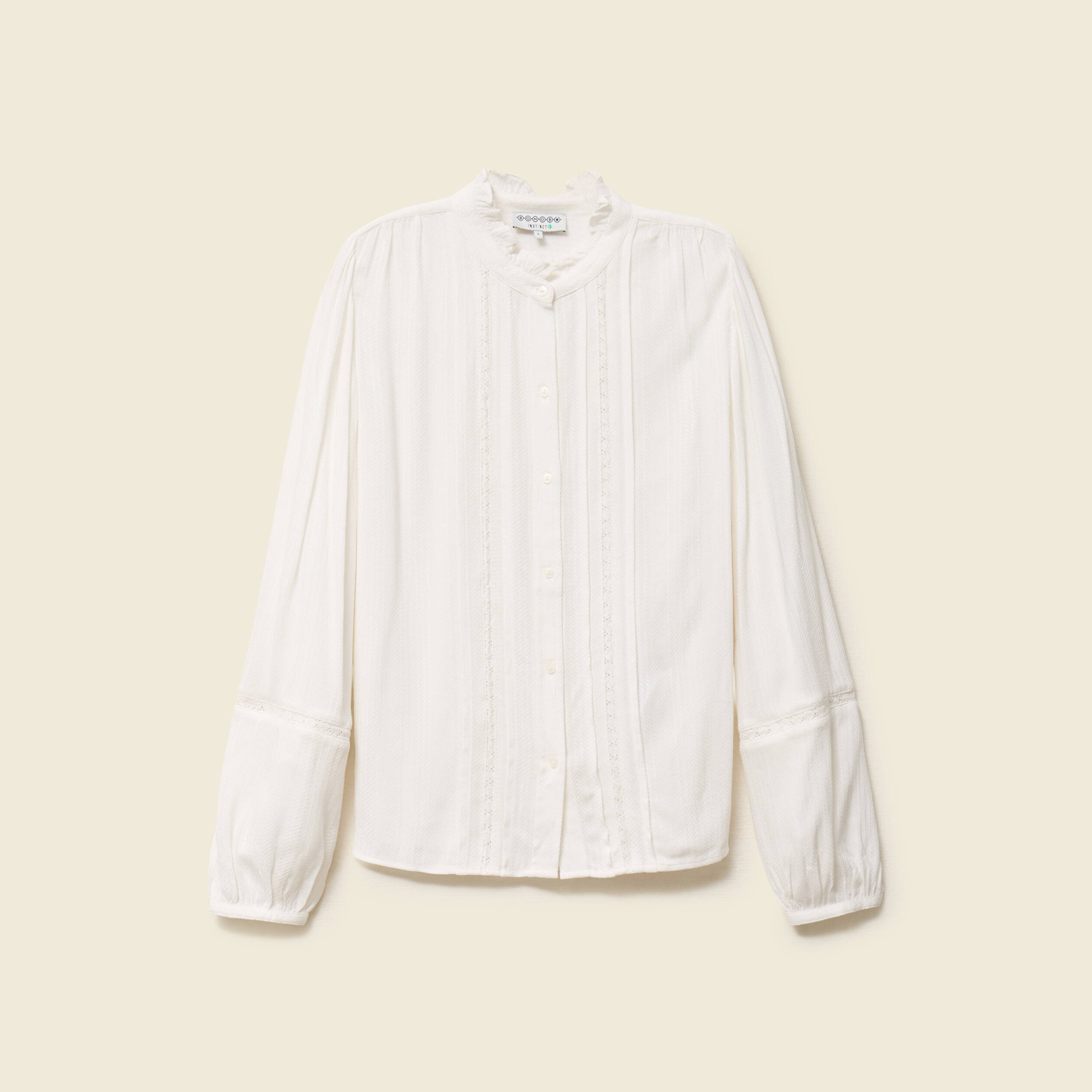 Blouse droite courte d&eacute;tail dentelle creme femme