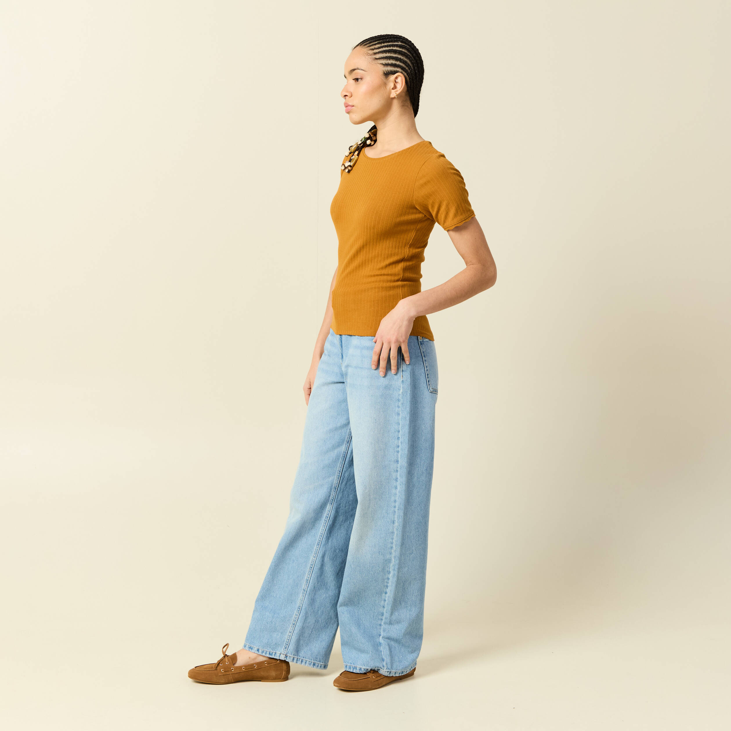 T-shirt manches courtes c&ocirc;tel&eacute; camel femme
