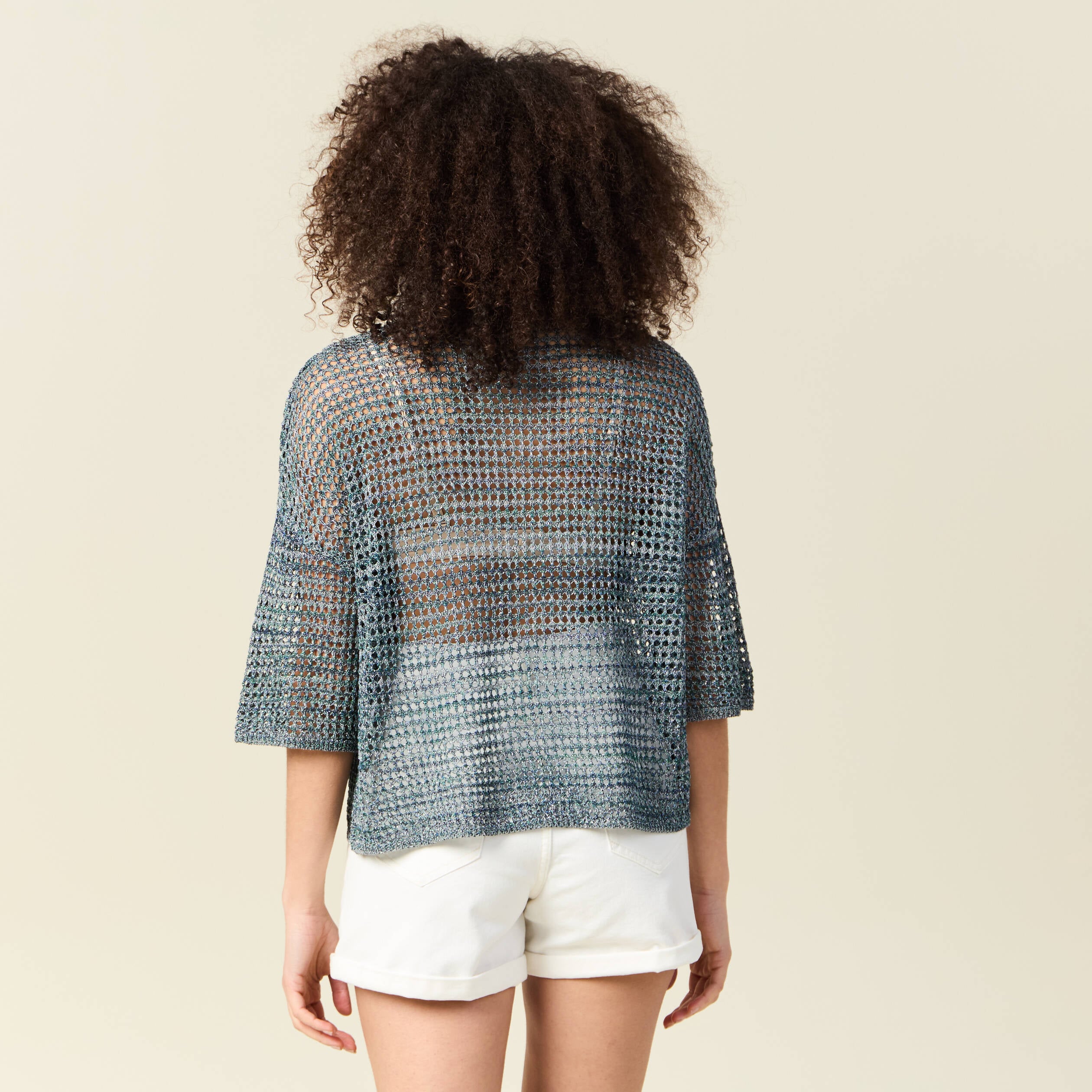 Pull manches courtes ajour&eacute; bleu clair femme