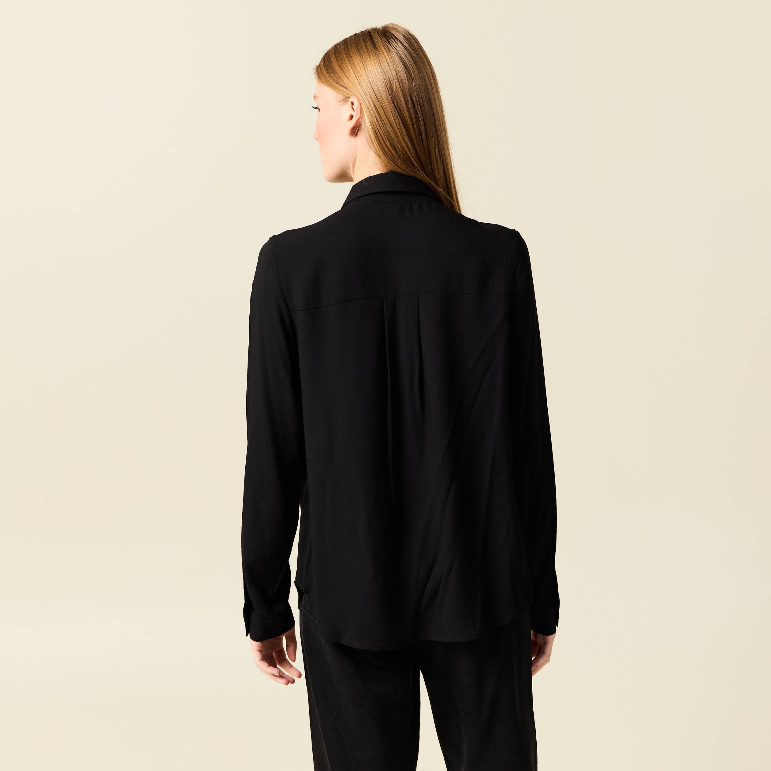 chemise manches longues fluide noir femme Chemise manches longues fluide noir femme