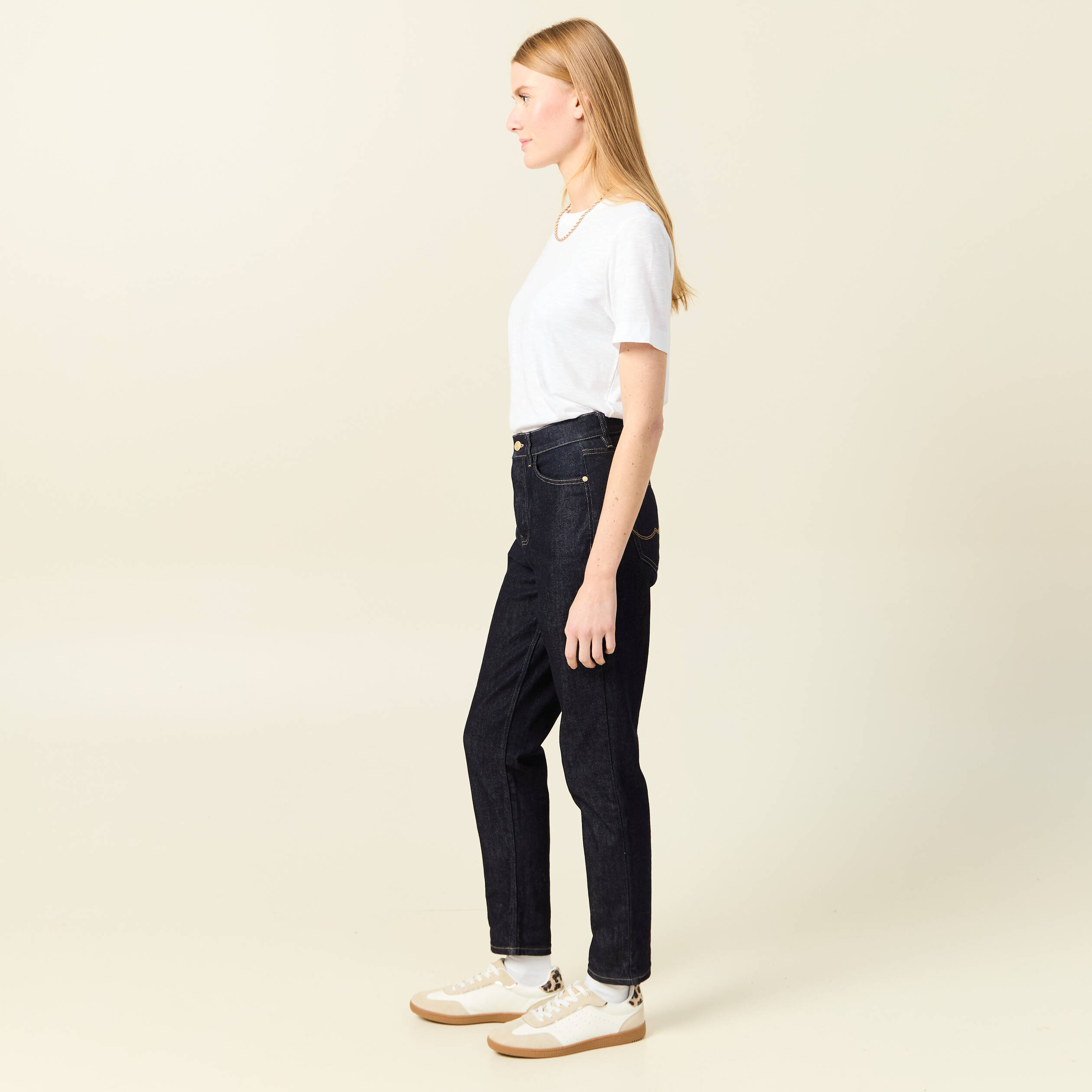 Jeans mom fabriqu&eacute; en France denim brut femme