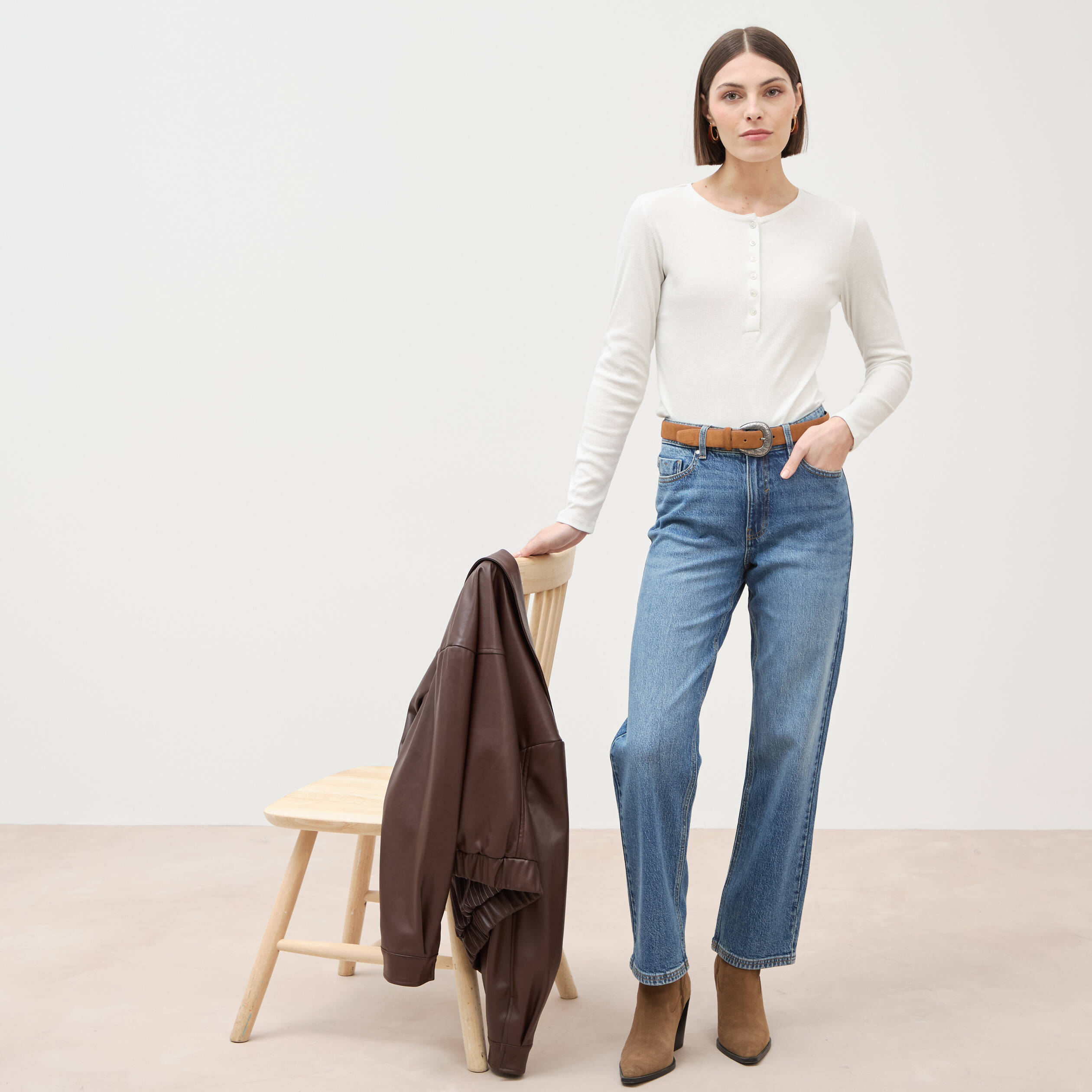 Jeans straight 7/8&egrave;me taille haute denim stone femme