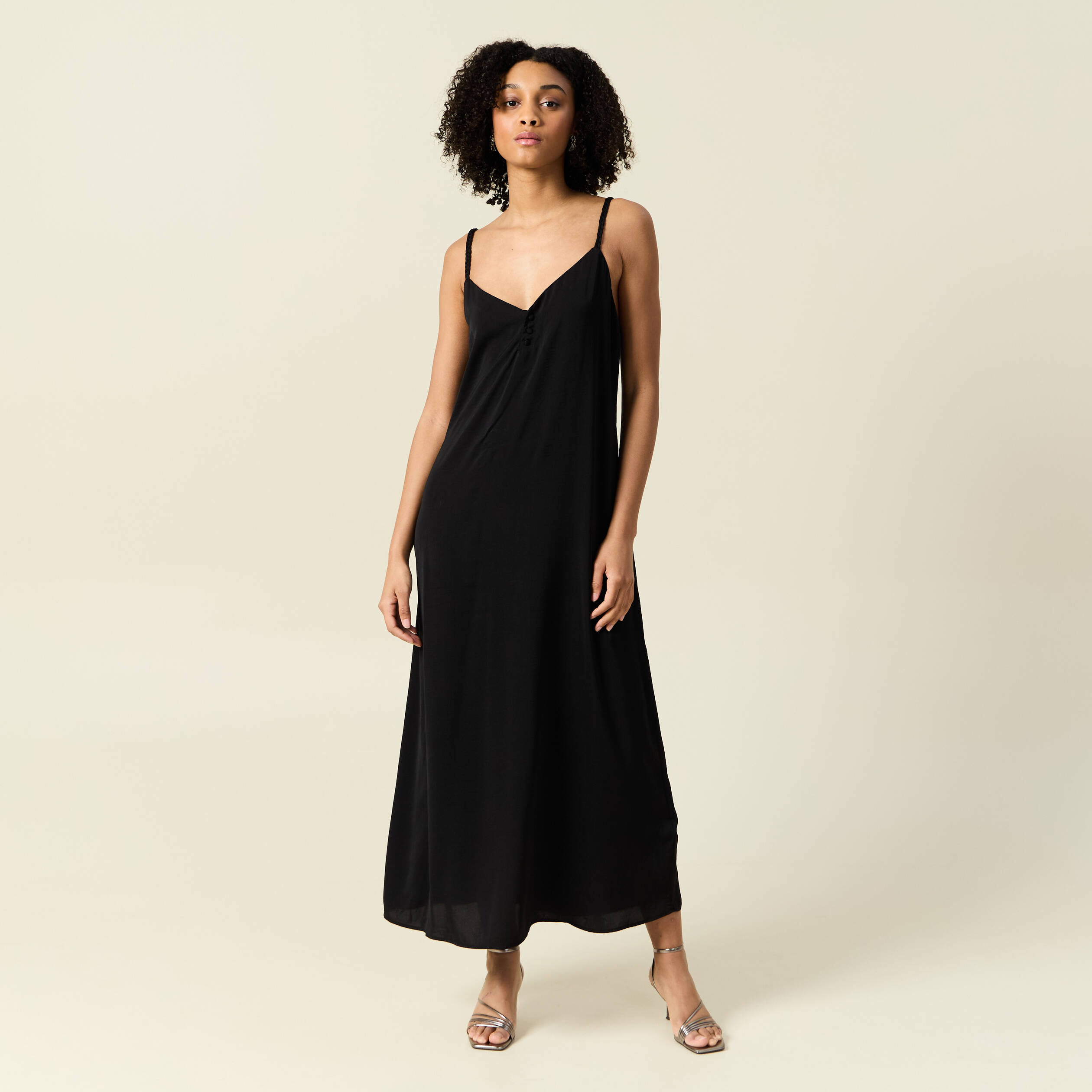 robe midi droite satin noir femme Robe midi droite satin noir femme