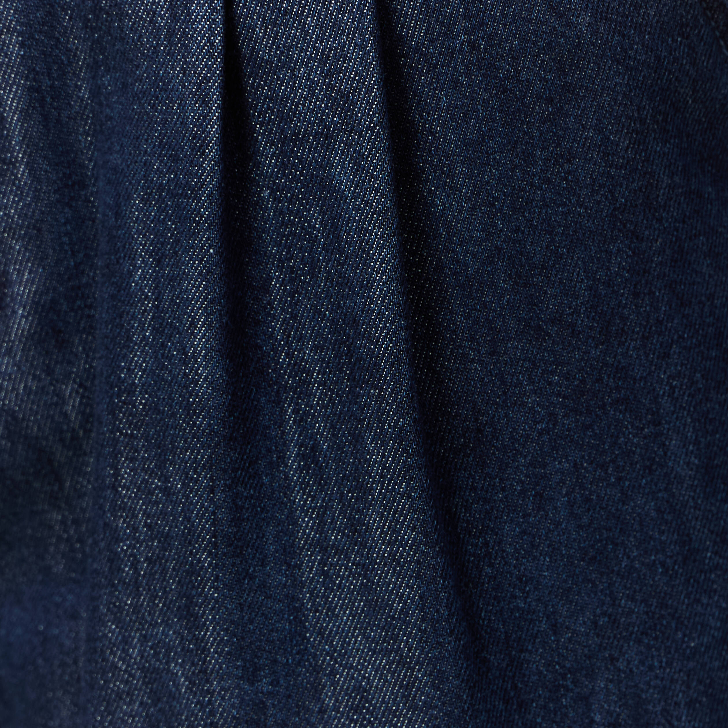 bermuda droit pinces en jean denim brut femme Bermuda droit pinces en jean denim brut femme