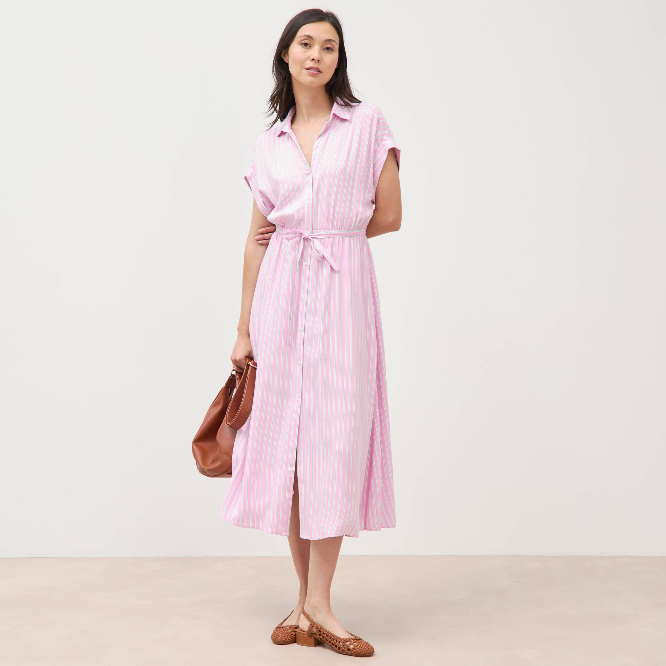 Robe longue &eacute;vas&eacute;e ceintur&eacute;e rose femme