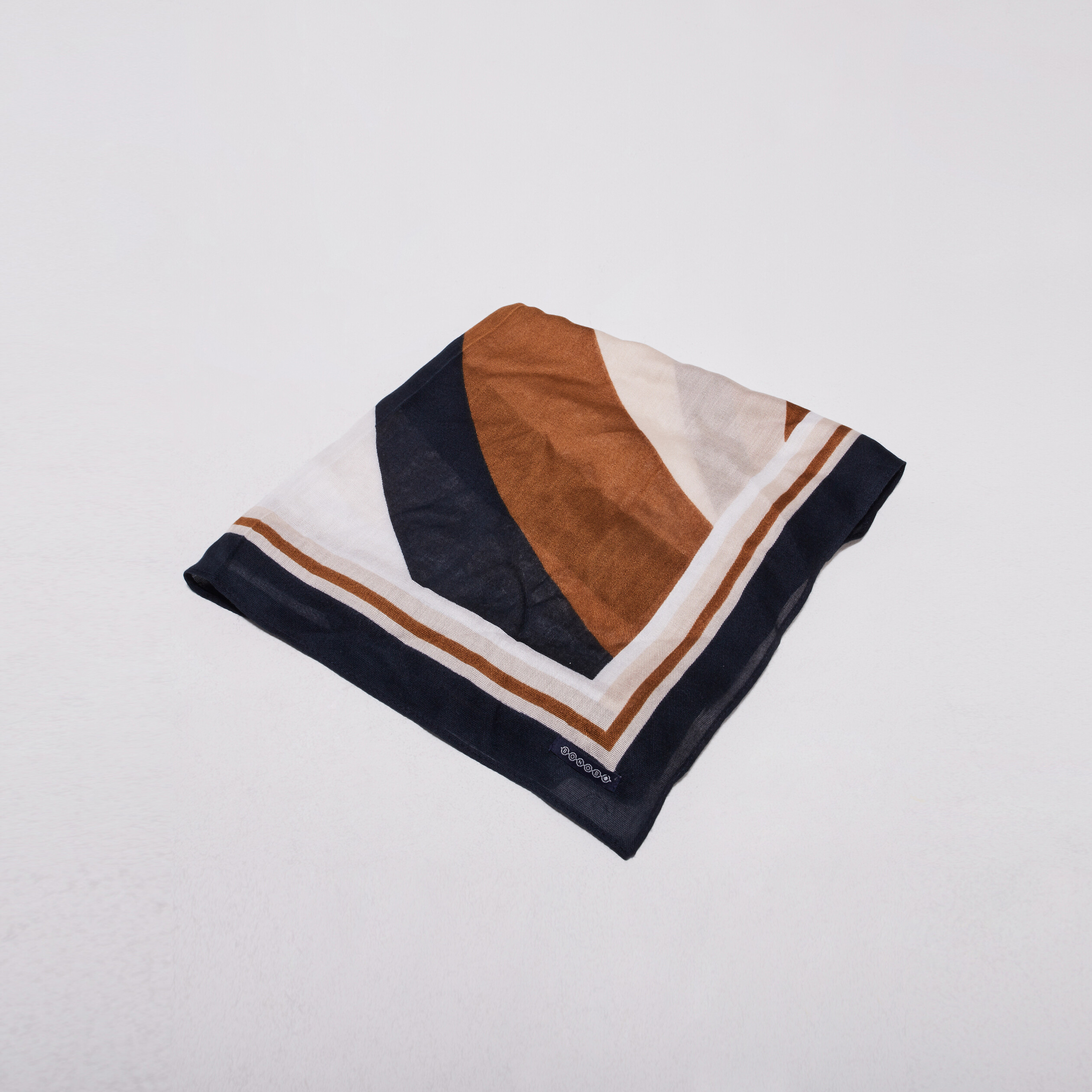 Foulard noir femme