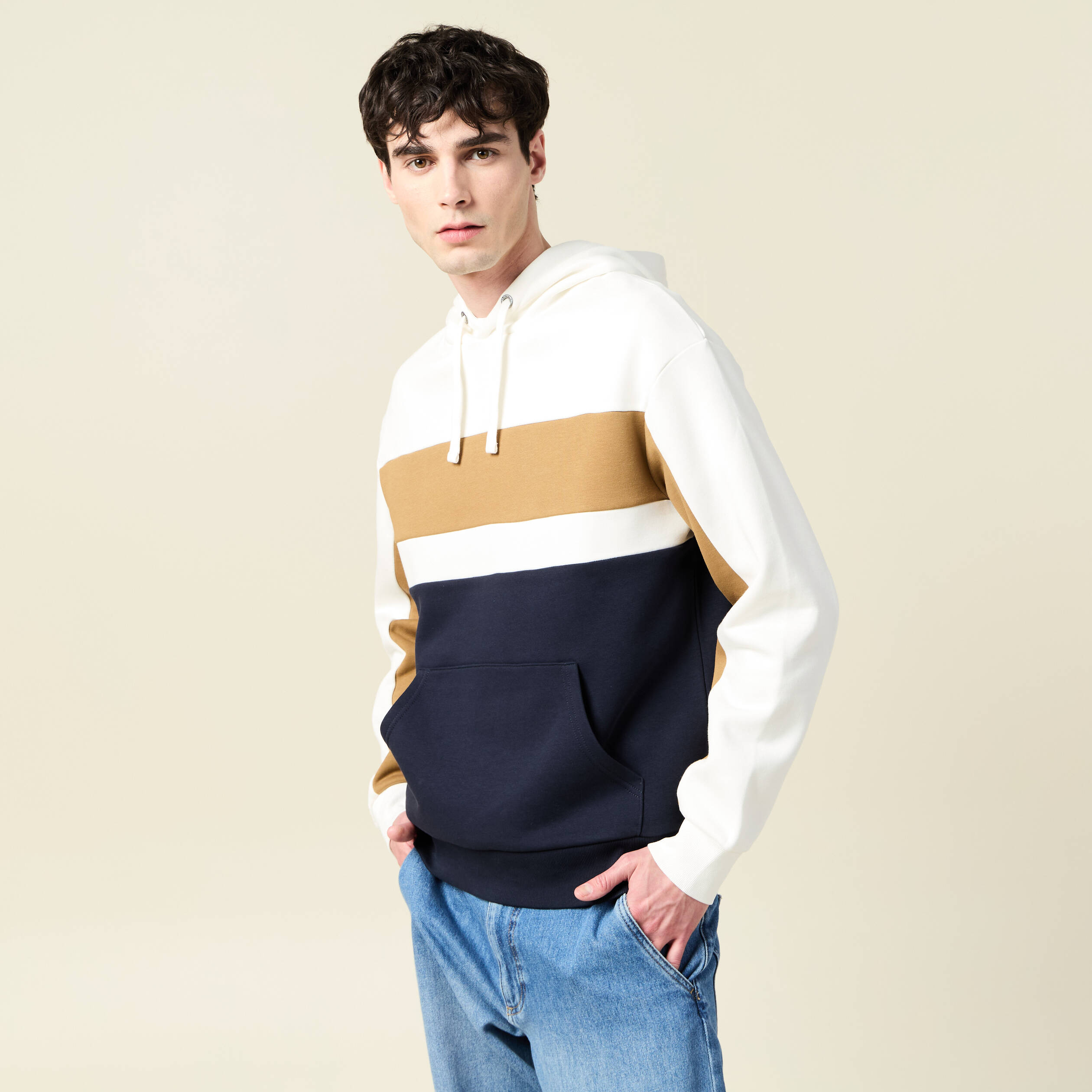 Sweat &agrave; capuche manches longues ecru homme