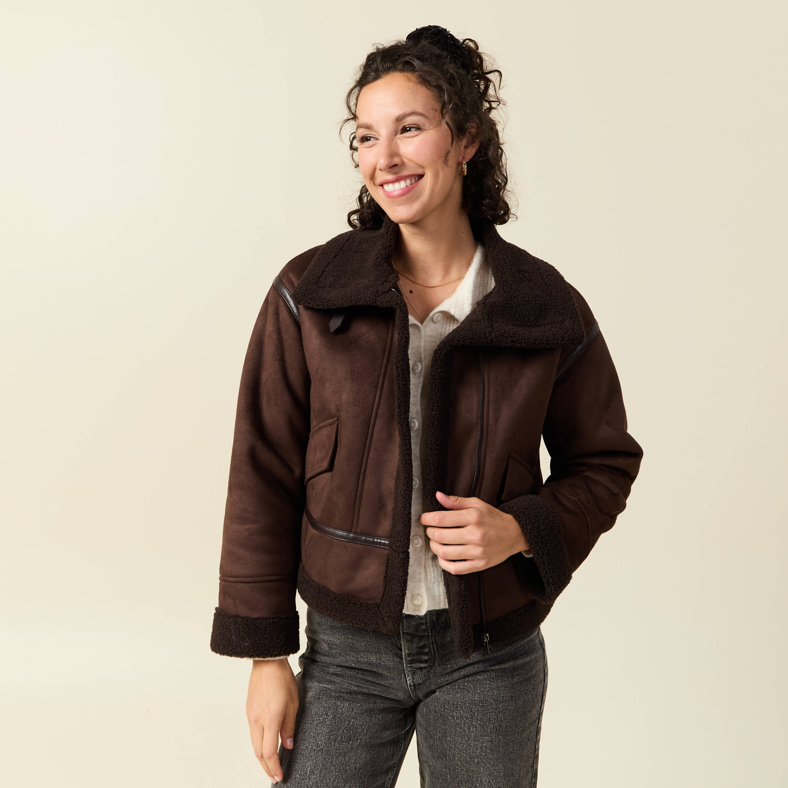 Bombardier court droit similicuir marron femme