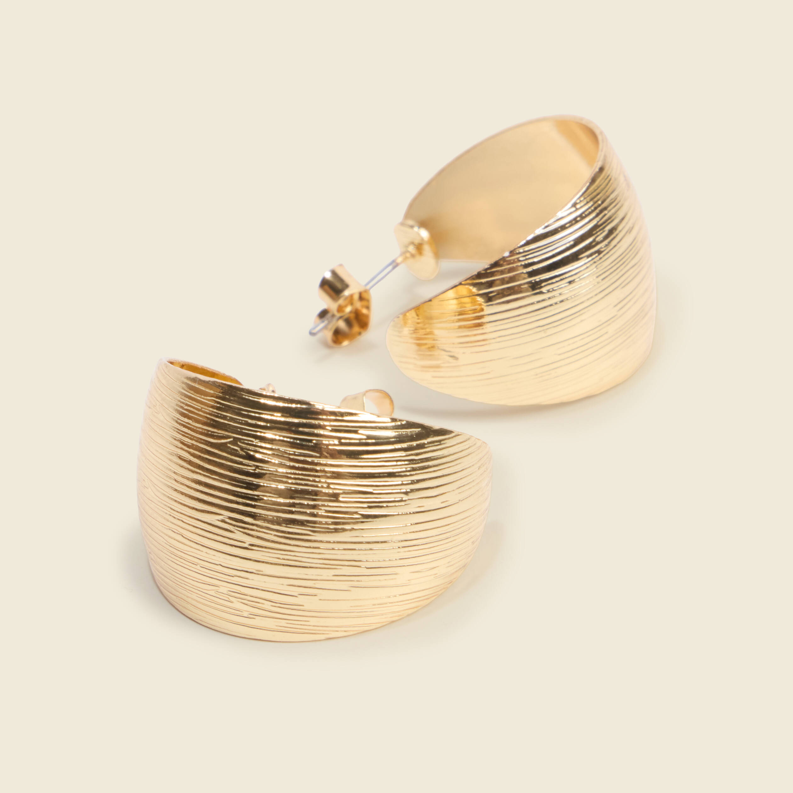 Boucles d'oreilles couleur or femme