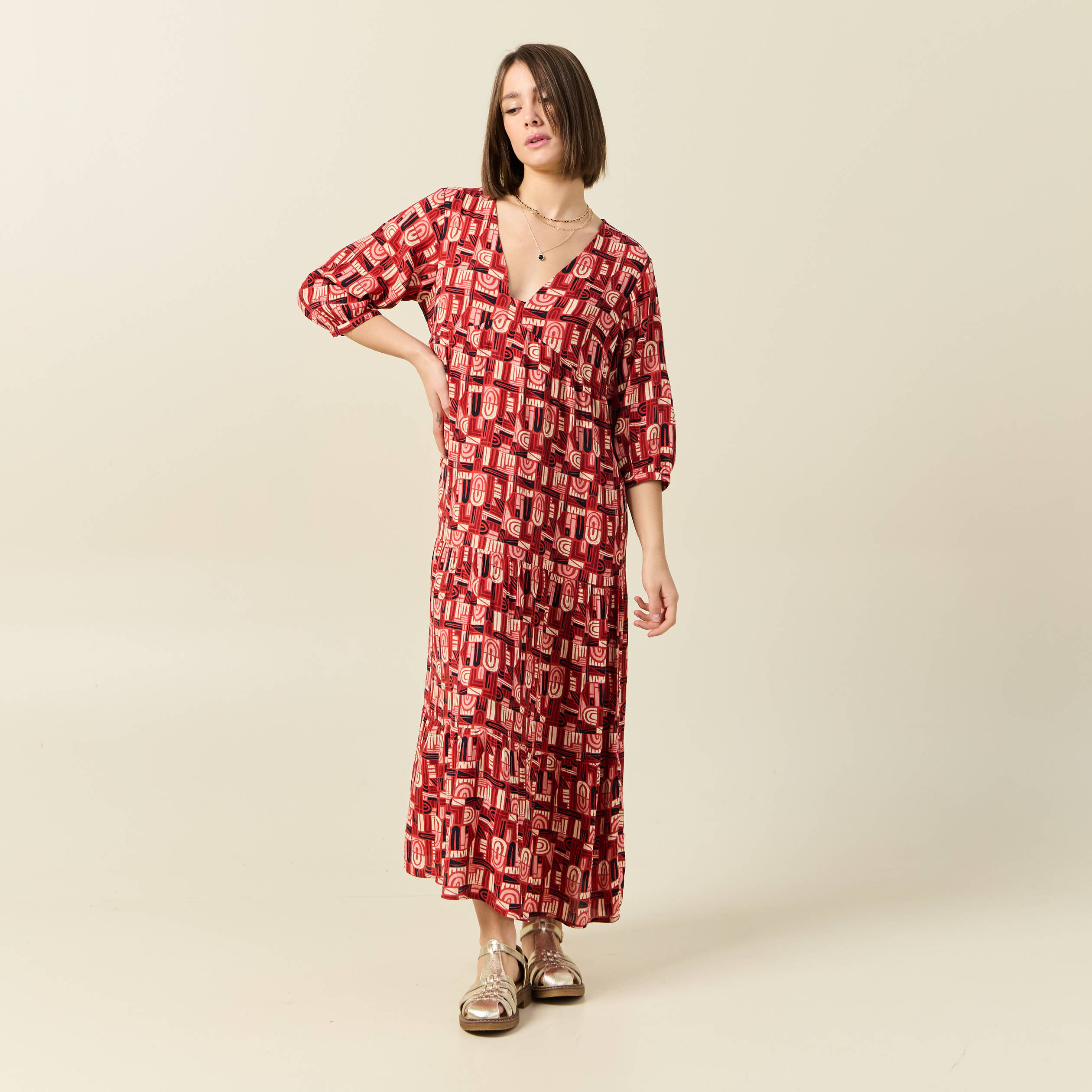 Robe longue droite fluide rouge fonc&eacute; femme